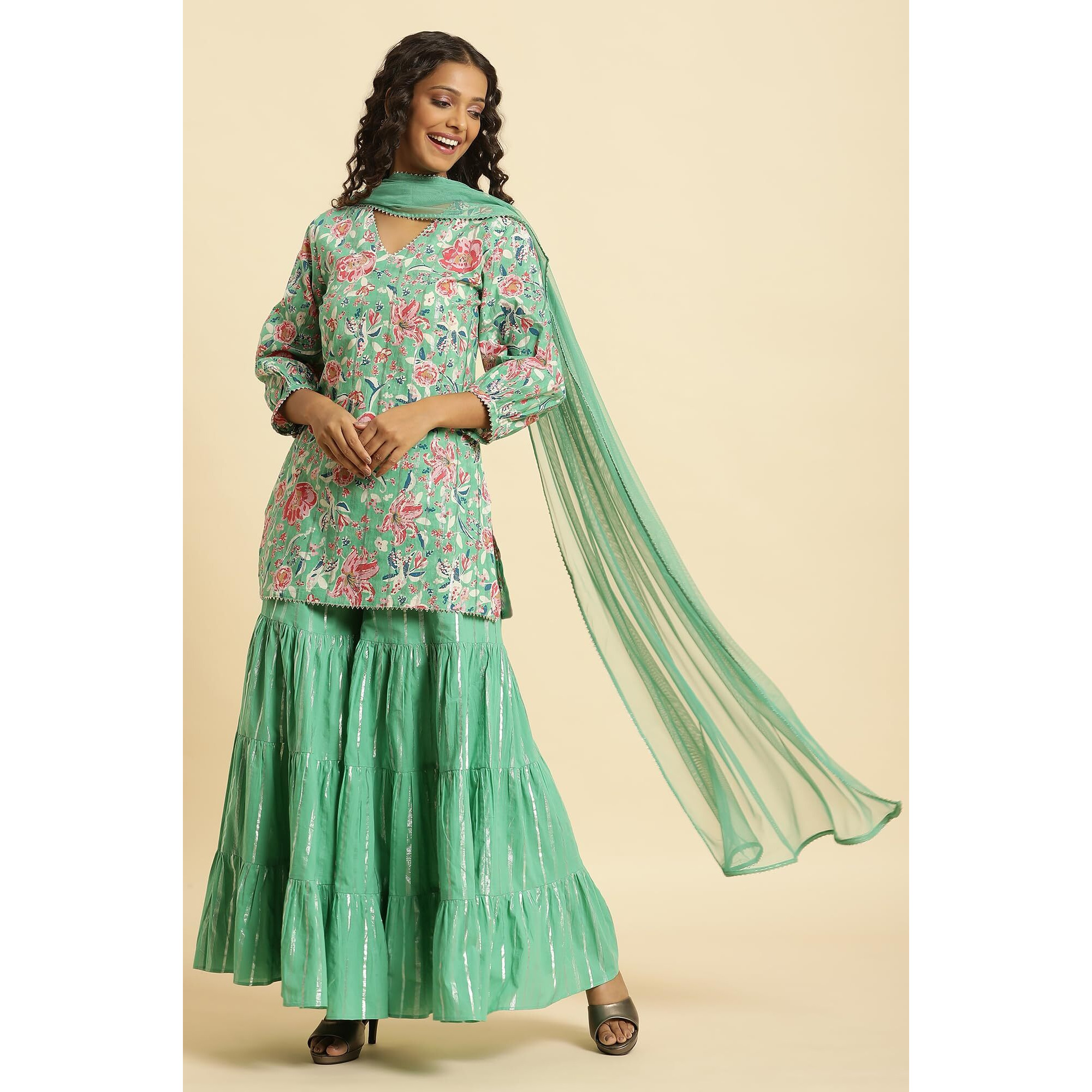 W Women's Green Floral Printed Cotton Kurta Dupatta Bottomwear with Mirror Work