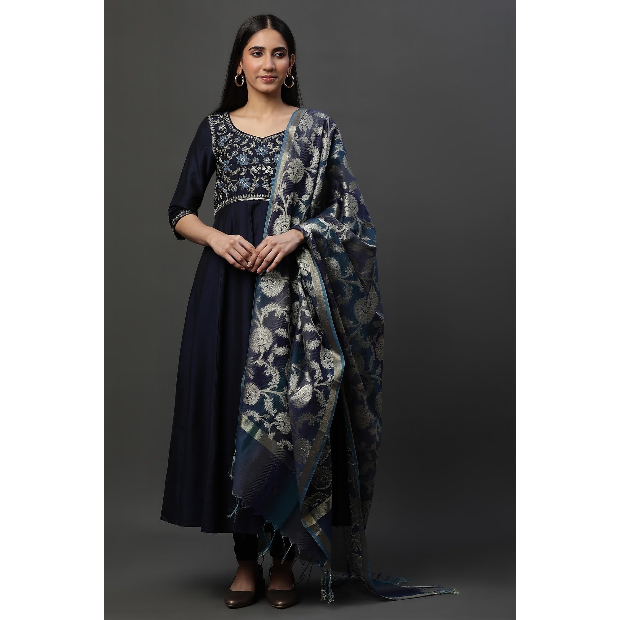 Aurelia Women's Solid Flared Kurta Set with Leggings & Dupatta_23AUD10612-704728_S