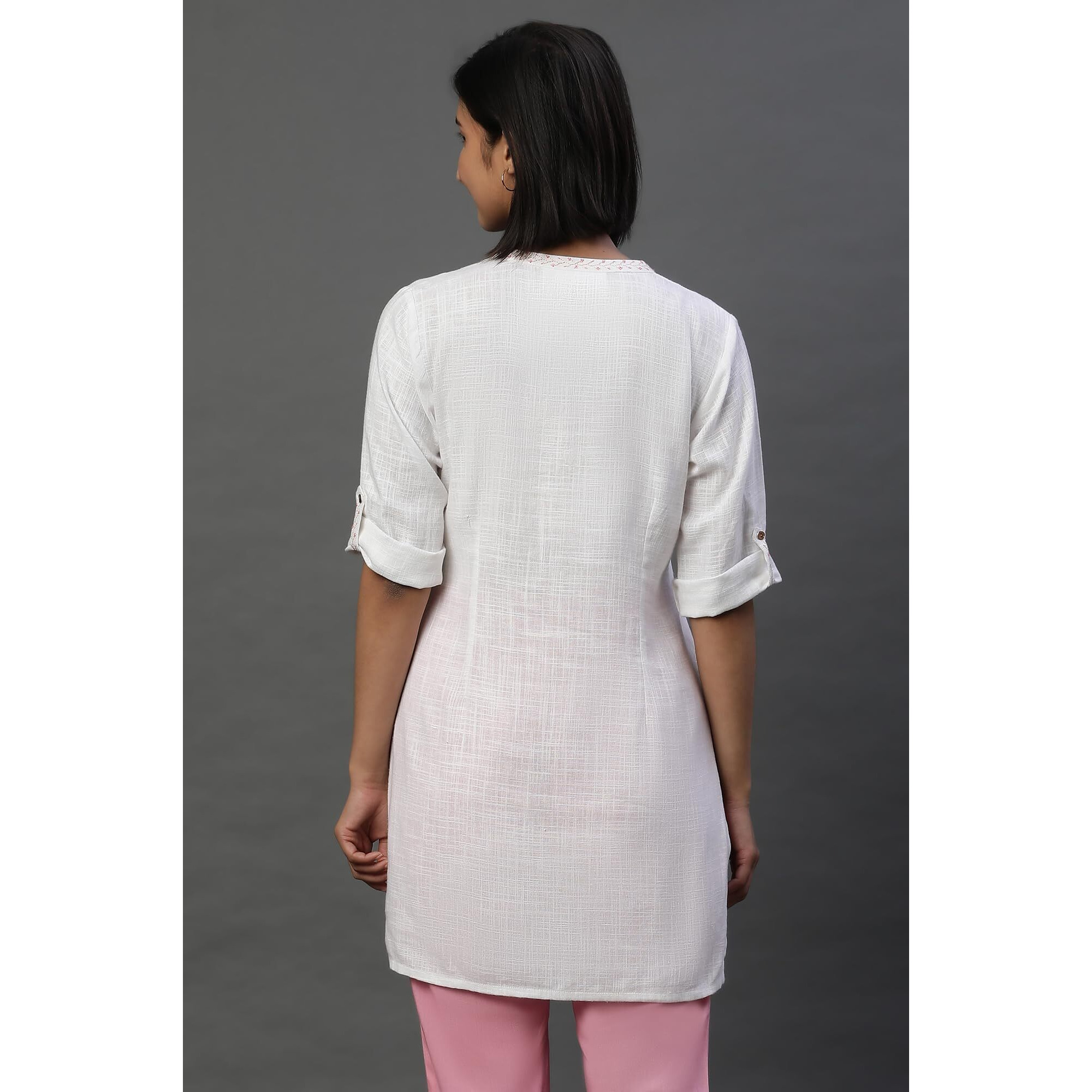 Aurelia Women's Rayon Solid Regular Kurti (24FEA30427_White