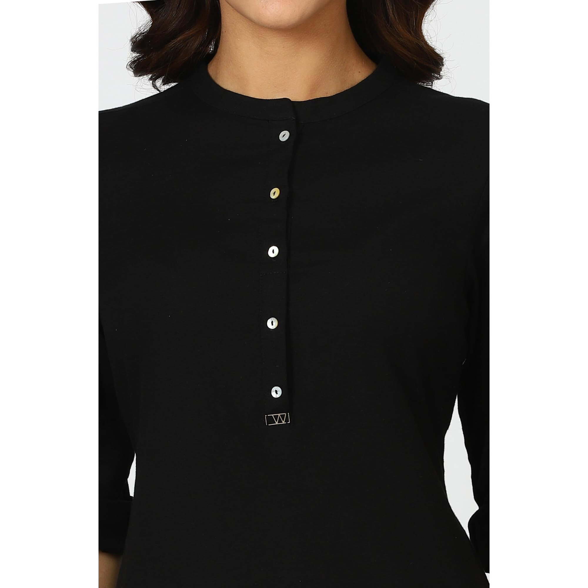 W for Woman Black Solid Cotton Blend Straight Kurta (Size M)-24ONW12285-222983