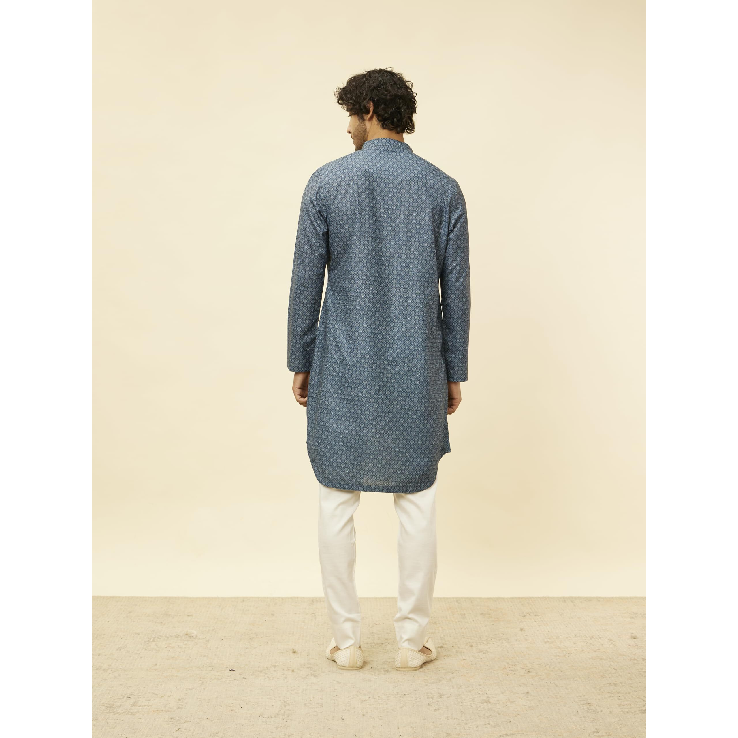 Manyavar Men's Azure Blue Buta Motif Printed Kurta (XL)