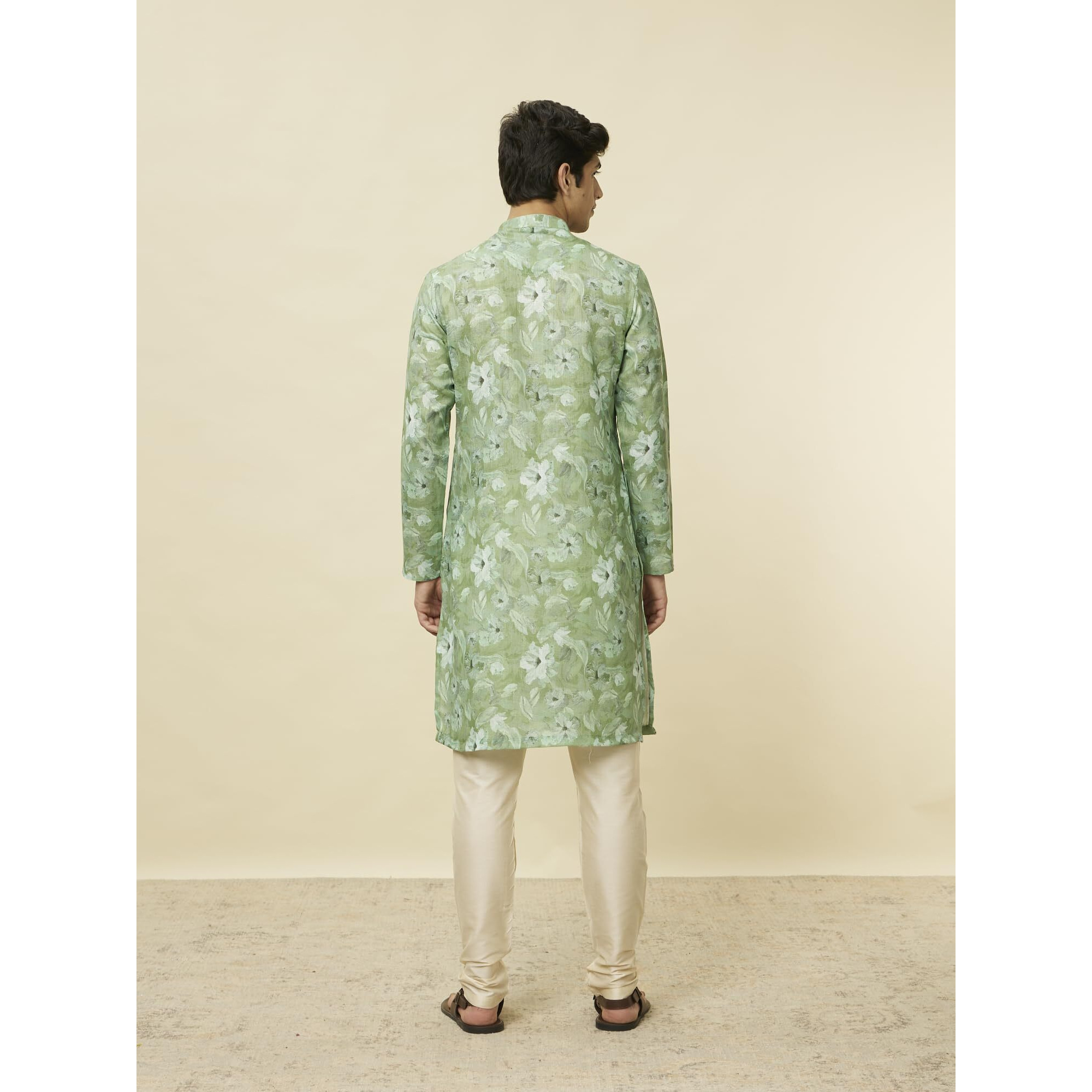 Manyavar Men's Sage Green Floral Printed Kurta (M)