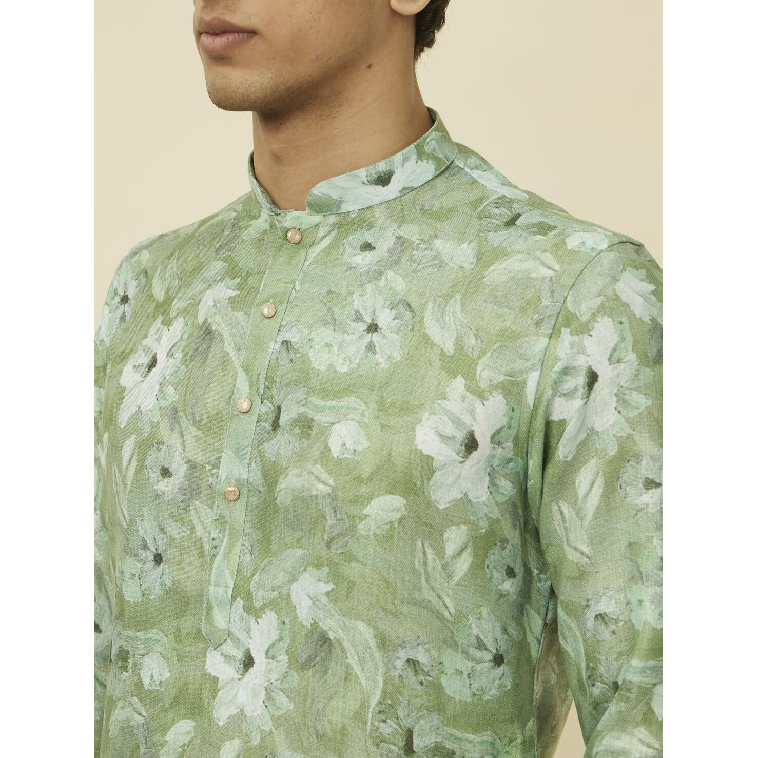 Manyavar Men's Sage Green Floral Printed Kurta (M)