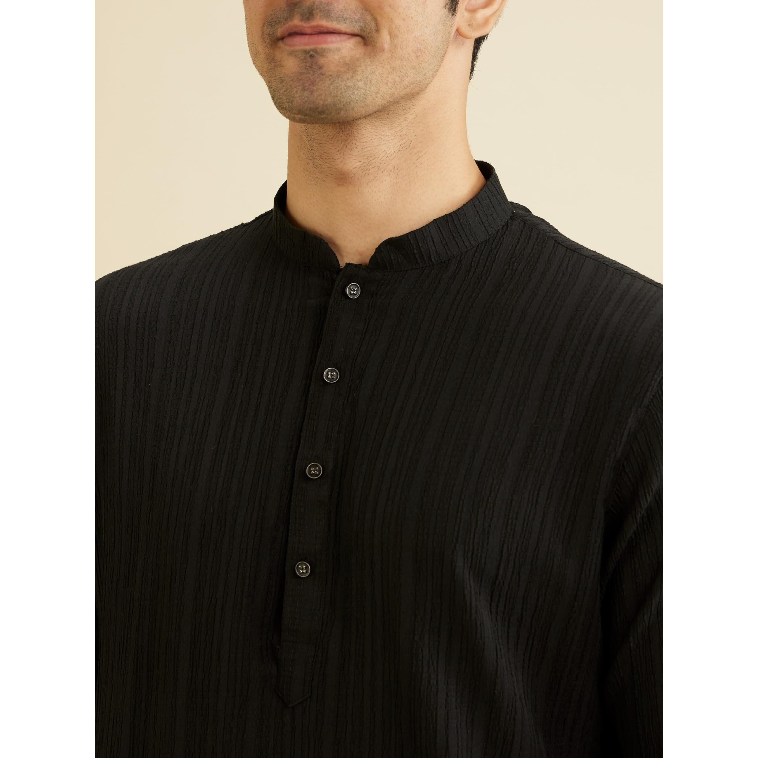 Manyavar Men's Spandex Self Design Kurta (Black,XL)