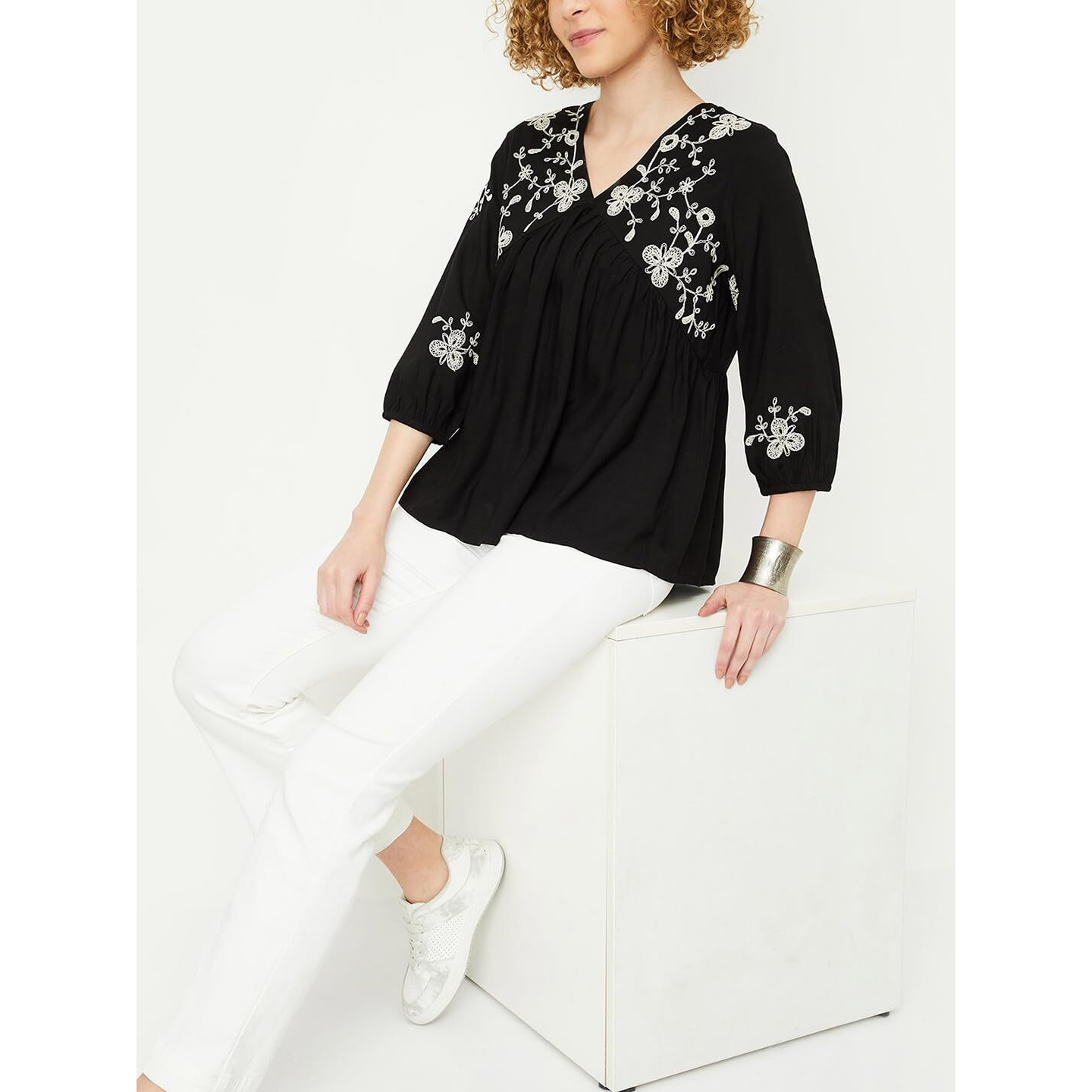 Max Women's Regular Fit Tunic (EMBSK42010BLACK_Black