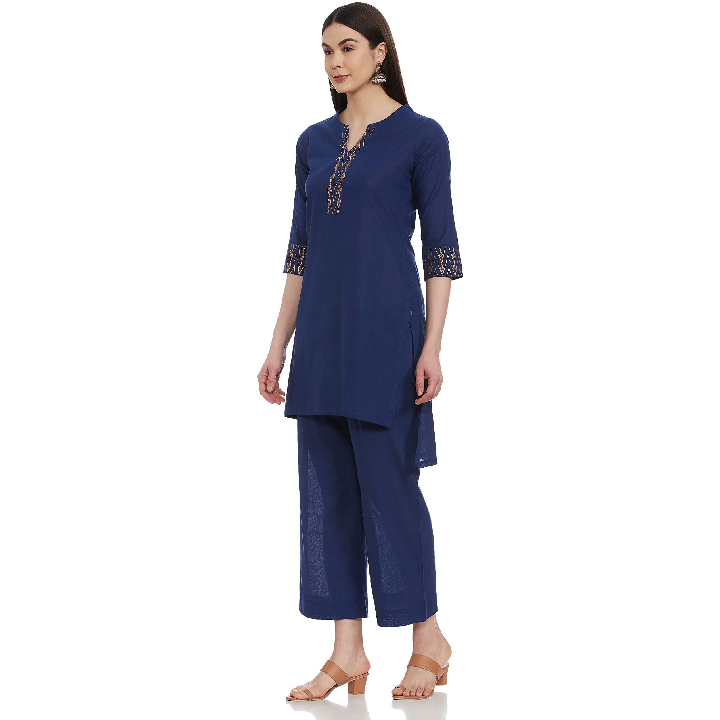 BIBA WOMEN SOLID RELAXED SALWAR KURTA DUPATTA(SKD7449E_BLACK_32)