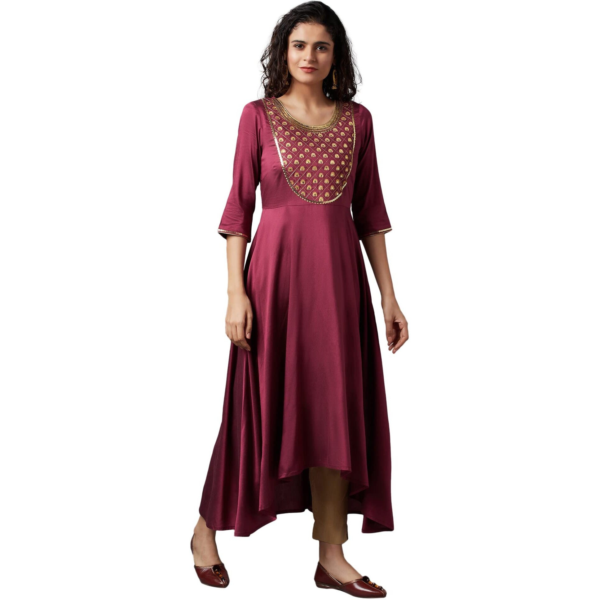 Aurelia Red Embroidered Regular Kurta with Zari