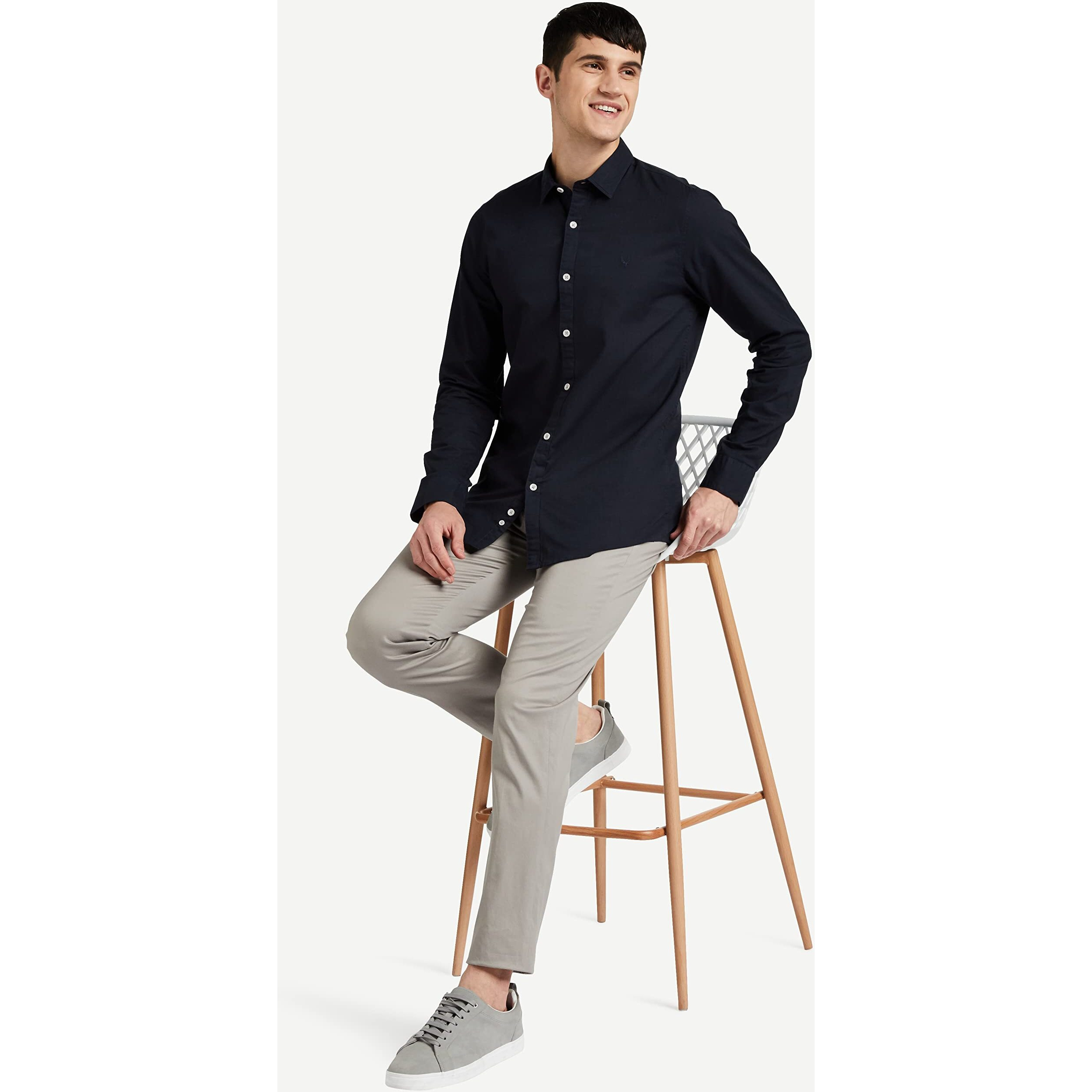Allen Solly Men's Solid Slim fit Shirt (ASSFWMOFP83286_Navy 38)