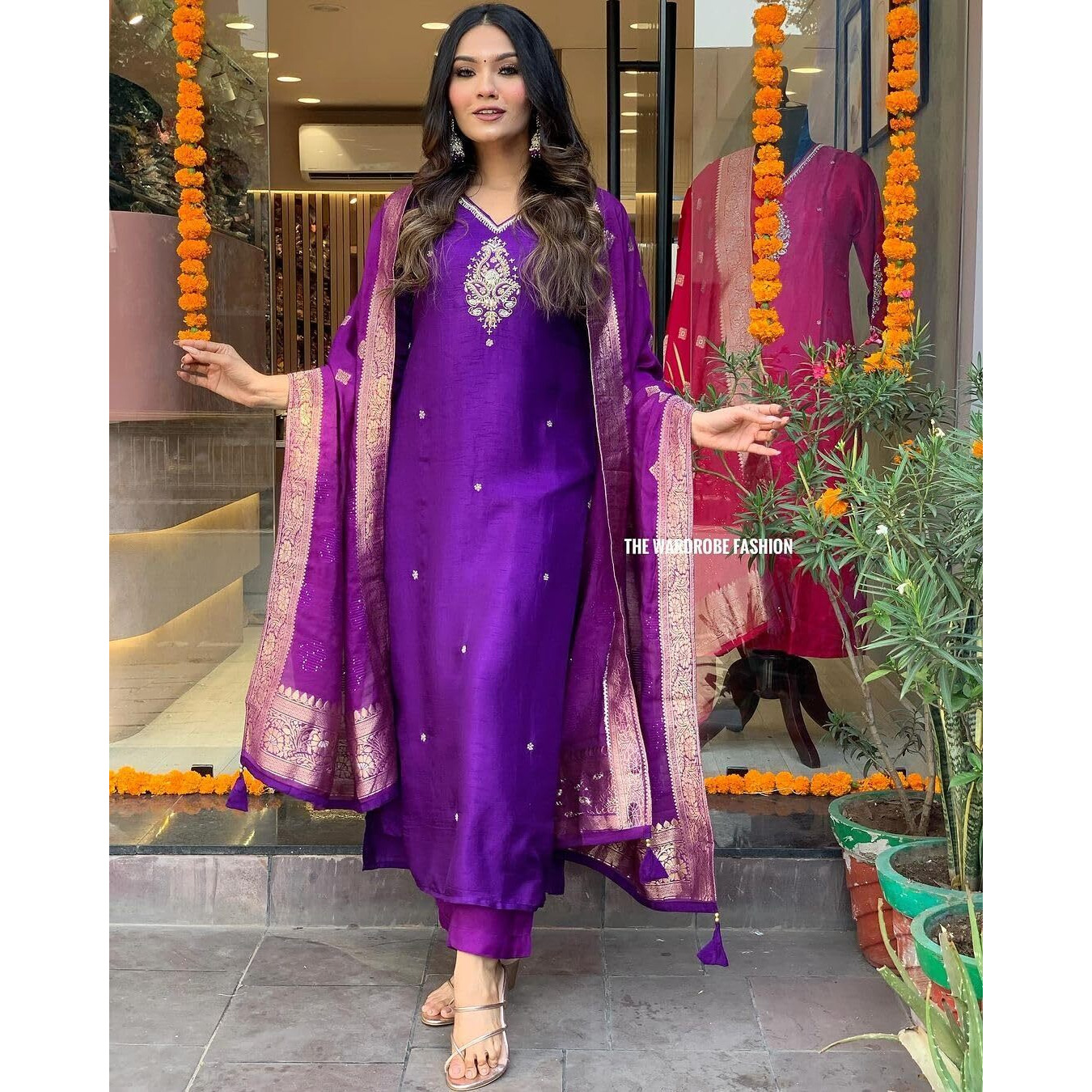 GoSriKi Women's Silk Blend Straight Embroidered Kurta with Pant & Dupatta (Premium Begani-GS_S_Begani_Small)