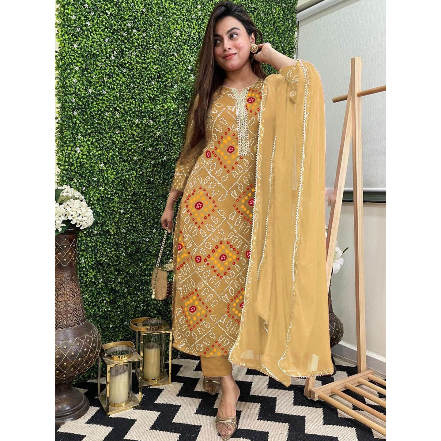 ANNI DESIGNER Women's Rayon Blend Floral Straight Kurta with Pant & Dupatta (TURAE-RED-G8S_Cream_Large)