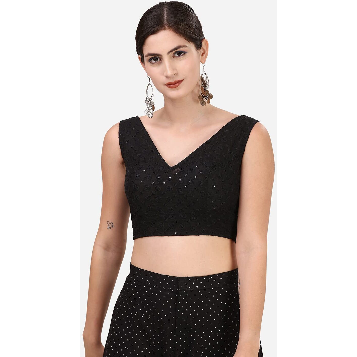 OOMPH Women's Indian Ethnic Wear Designer Round Leaf Pattern V Neck Sleeveless Cotton Black Blouse for Saree or Lehnga and BlousePalazzos or Skirts for a Fusion Twist.