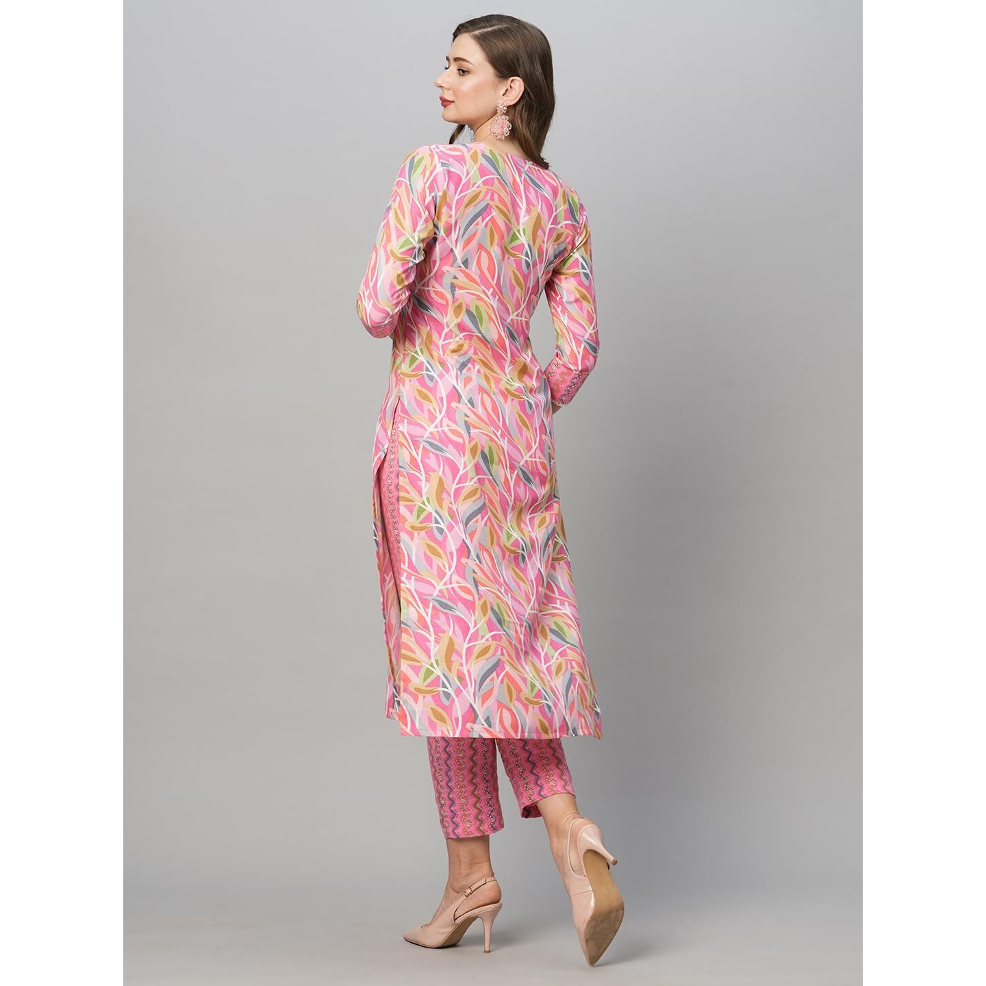 GoSriKi Women's Cotton Blend Floral Straight Kurta with Pant (Pahal-GS_Pink_L)