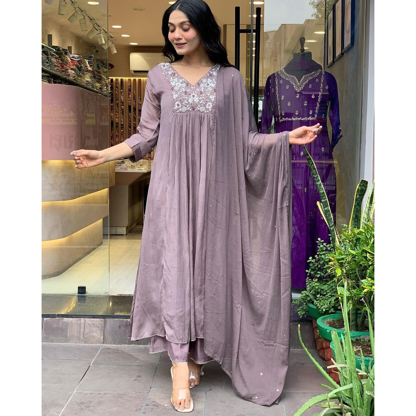 ANNI DESIGNER Women's Rayon Blend Floral Regular Kurta with Pant & Dupatta (SHARMI Lavender
