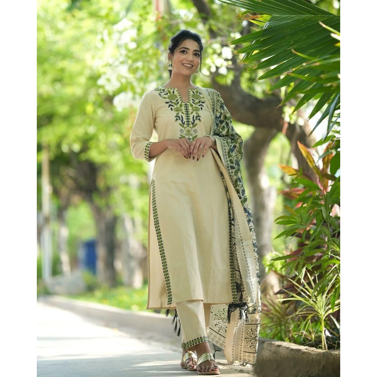 GoSriKi Women's Rayon Blend Straight Embroidered Kurta with Pant & Dupatta (Pamposh Cream-GS_M_Cream_Medium)