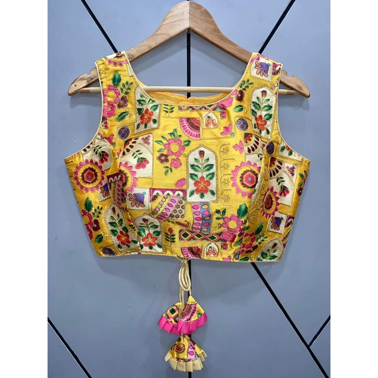 Vihu Fashion Women's Phanotm Silk Floral Sleeveless Saree Blouse (Yellow, 34)