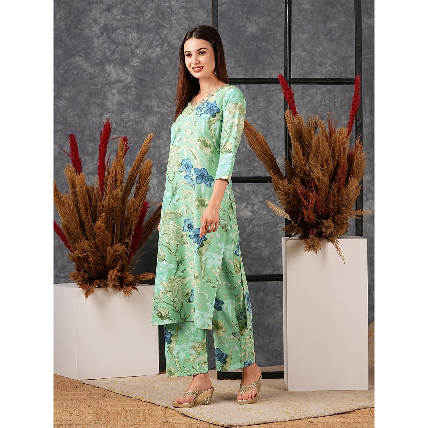 GoSriKi Women's Cotton Blend Straight Printed Kurta with Palazzo (Chinki Pista-GS_S_Pista_Small)