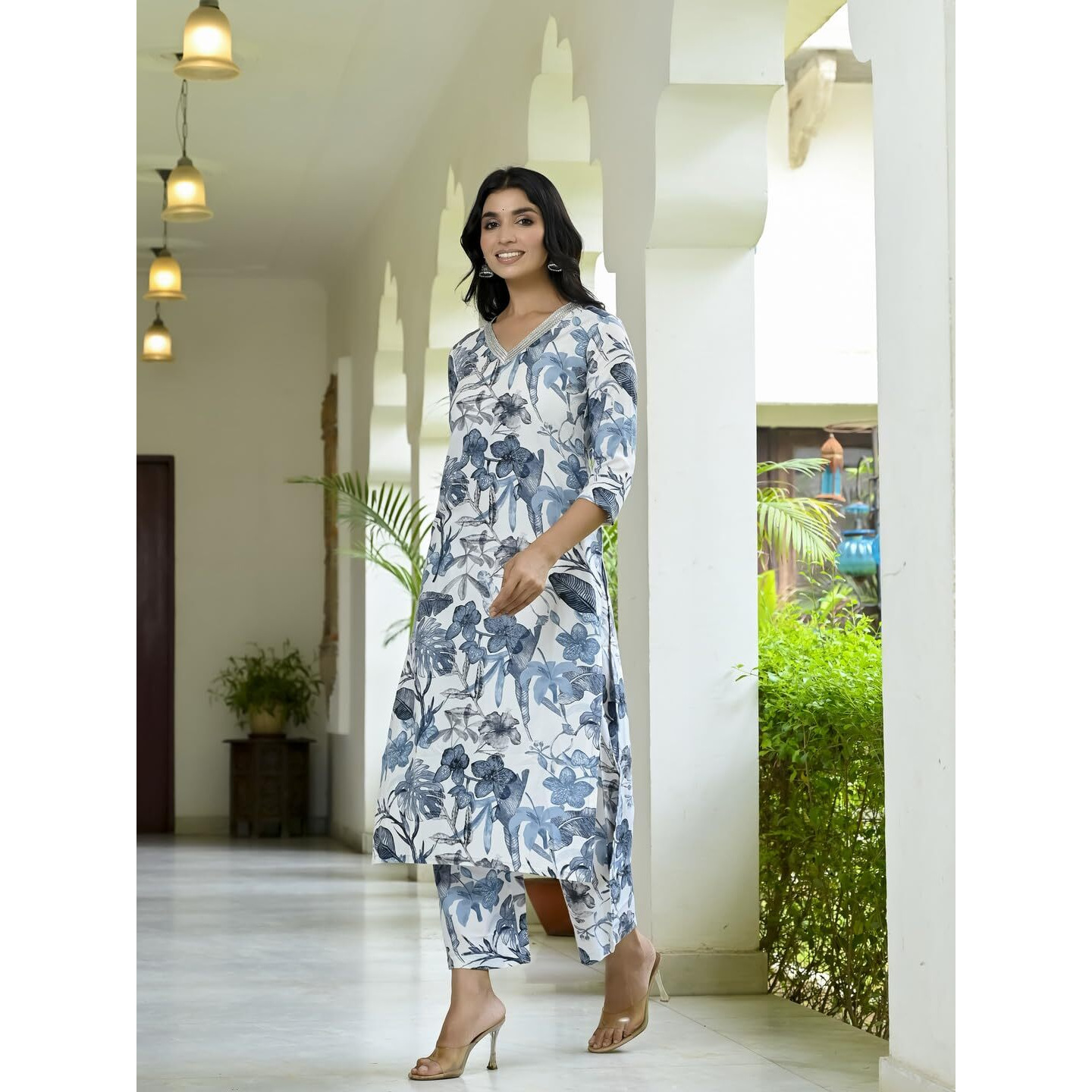 GoSriKi Women's Cotton Blend Straight Printed Kurta with Palazzo (Chinki White-GS_M_White_Medium)