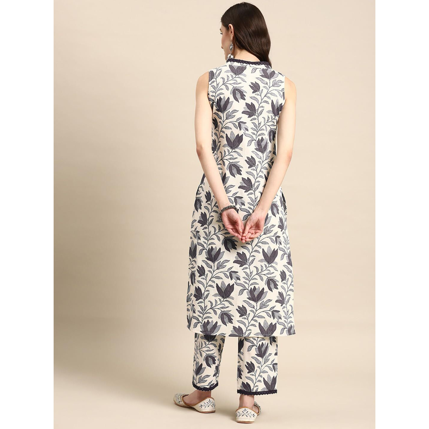 SMOWKLY V-Neck Sleeveless Kurta for Women (1431_Gry_M) Grey