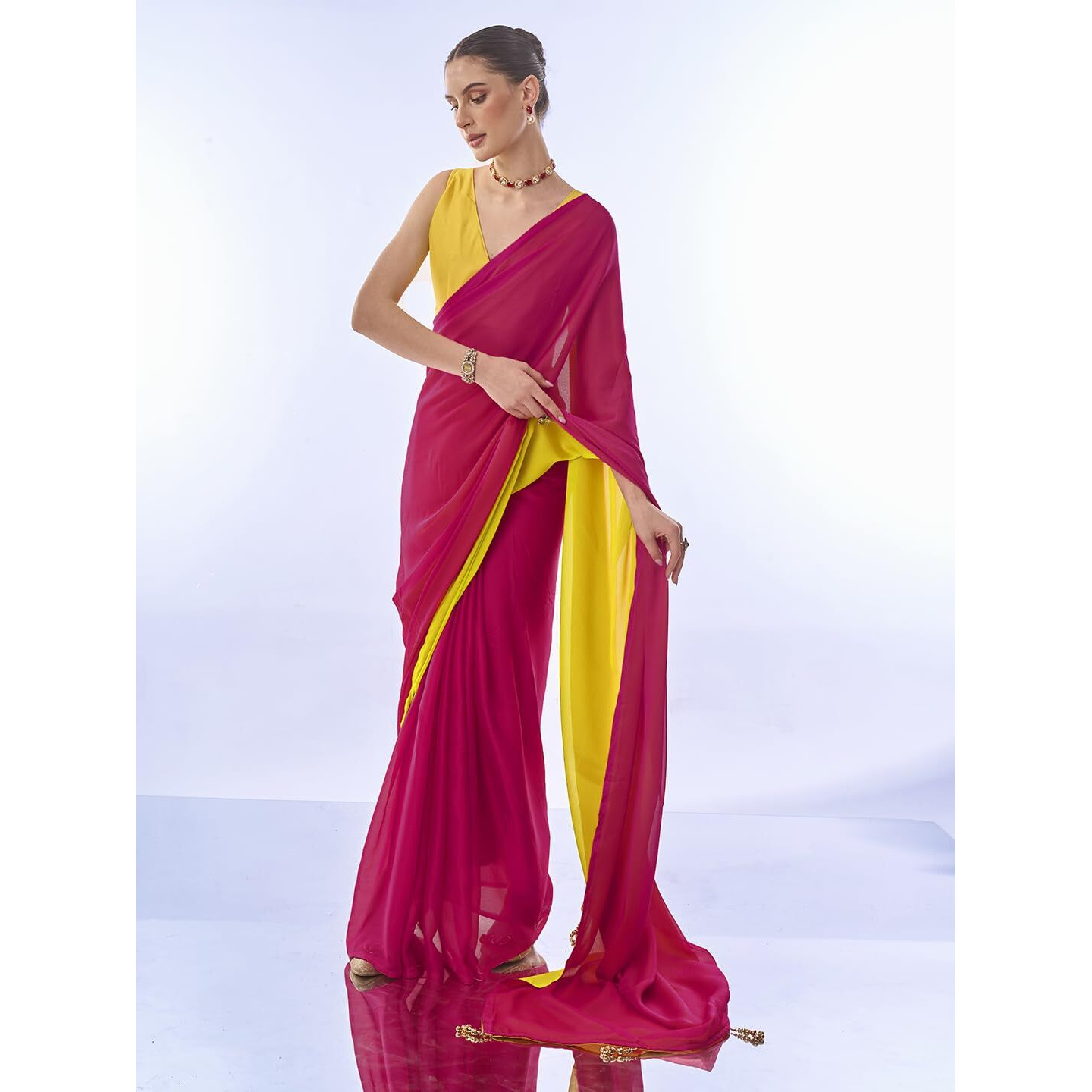 ORHANS Women's Georgette Latkan With Lace Work Two Color Saree With Art Silk Unstitched Blouse Piece