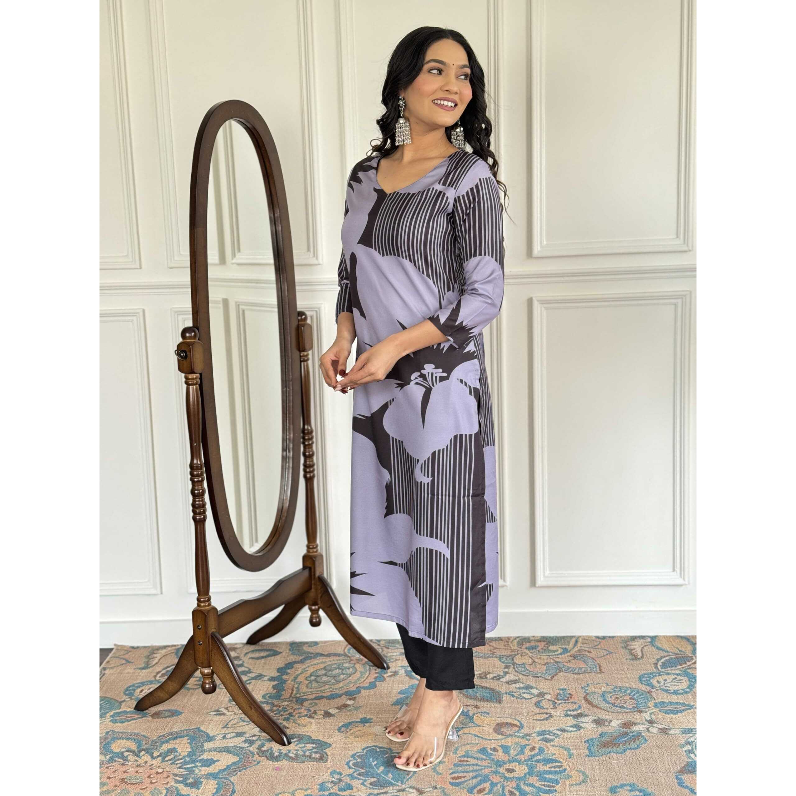 Naixa Women's Black Rayon Printed Straight Kurta with Rayon Pant (NX-251-Black-XL)