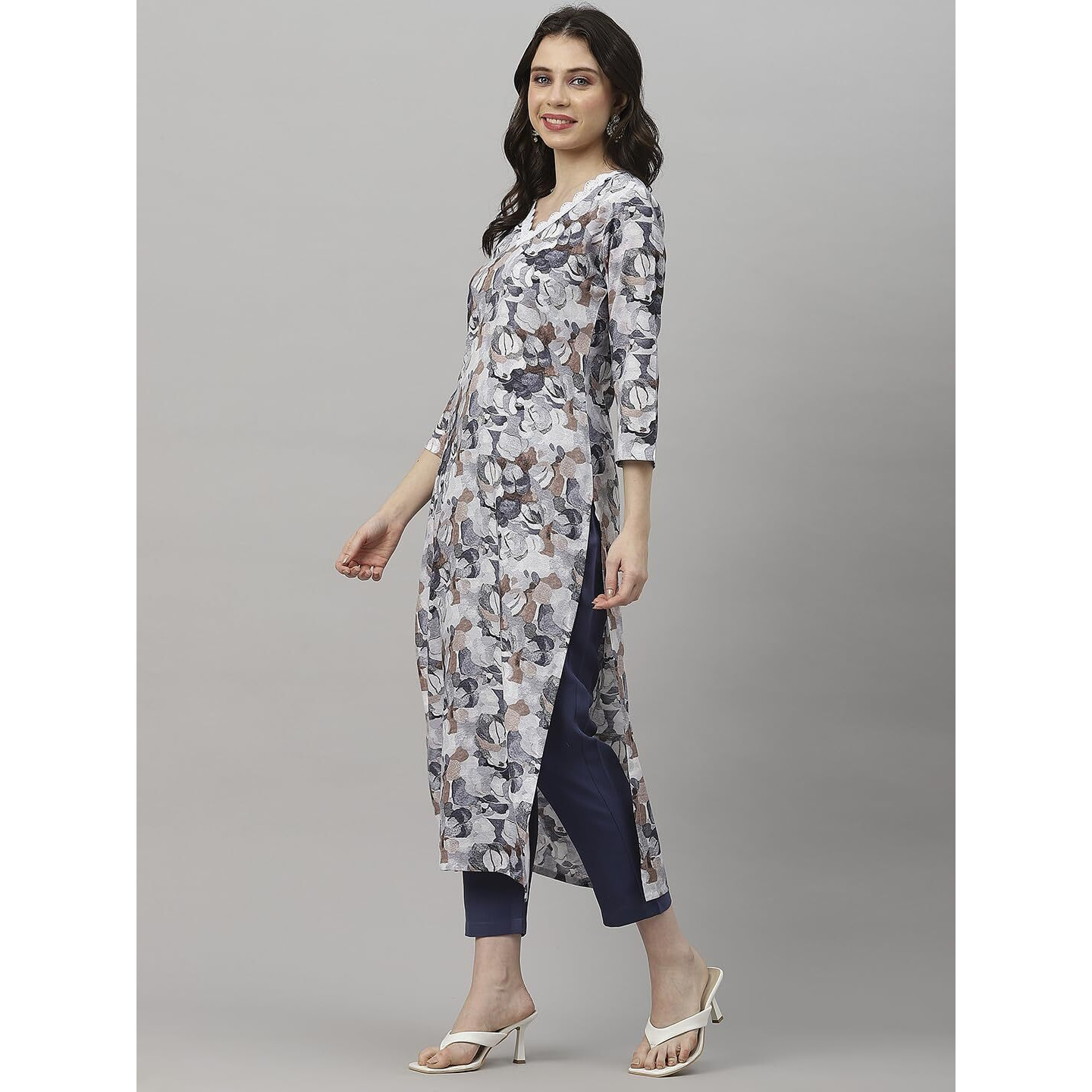 GoSriKi Women's Cotton Blend Straight Printed Kurta with Pant (SouthZ Grey-GS_XL_Blue_X-Large)