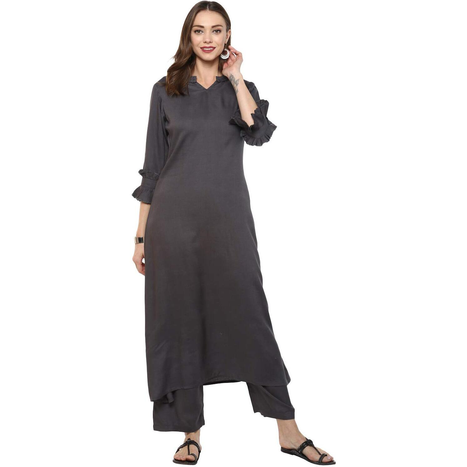 idaLia Rayon Solid Straight Kurta Set for Women 3/4 Sleeve, Round V Neck Designer Kurta with Pant