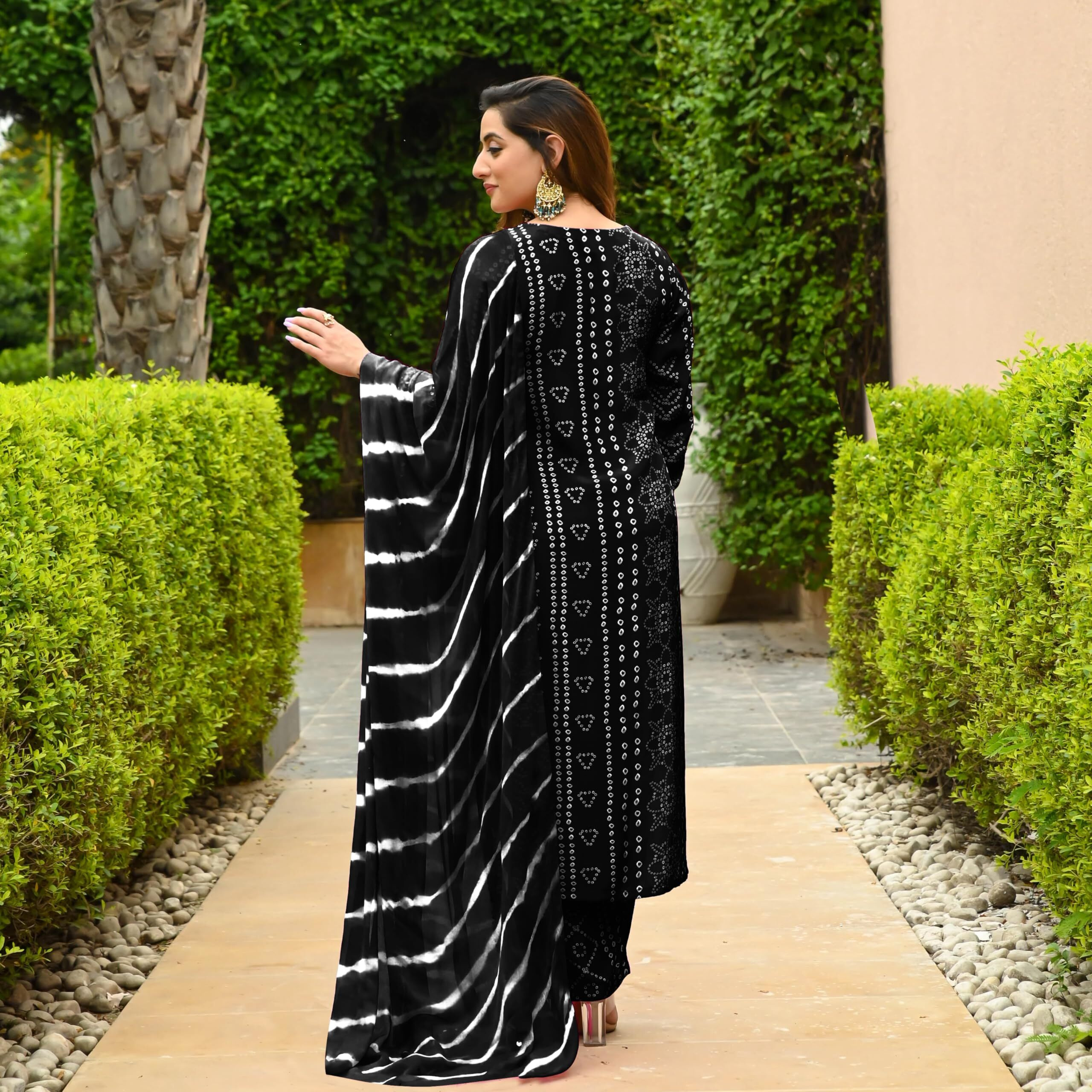 GoSriKi Women's Rayon Blend Straight Bandhej Printed Kurta with Pant & Dupatta (Baghira Black-GS_XL_Black_X-Large)