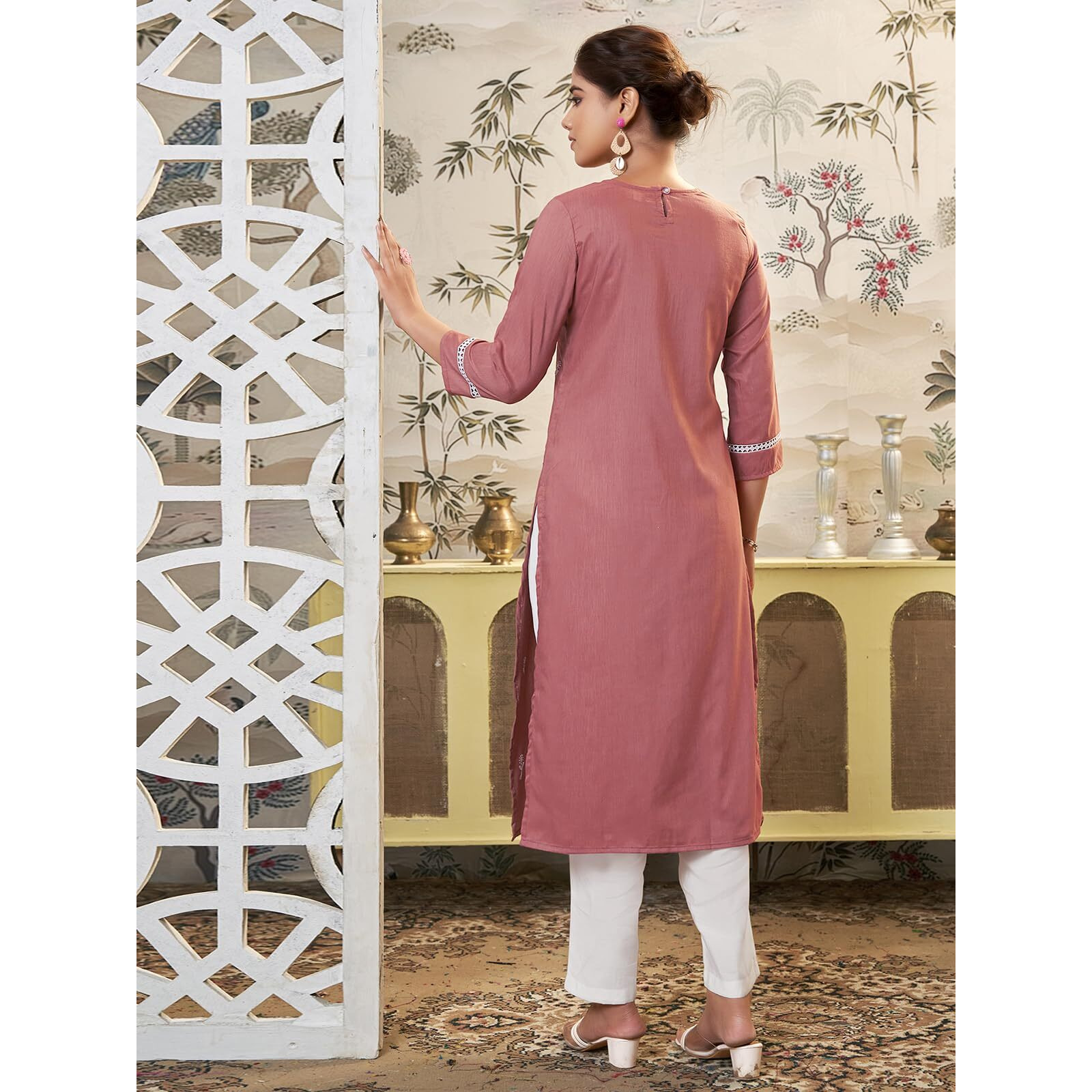 Sanisa Women's Chinnon Chikankari Embroidery Straight Kurti (473K10014N-M_Dusty Pink)