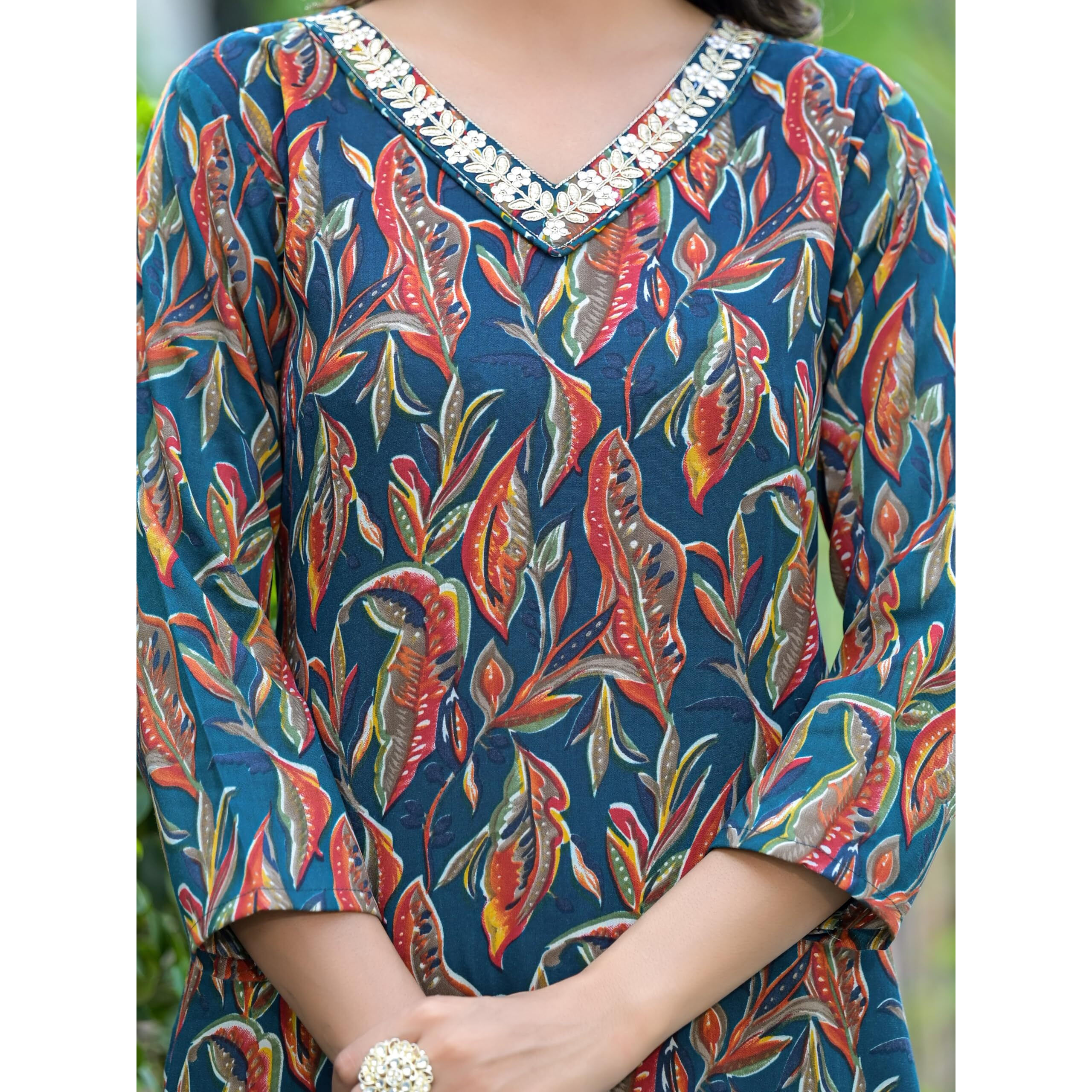 KLOSIA Women Printed Kurta and Pant Set with Dupattas (Small) Blue