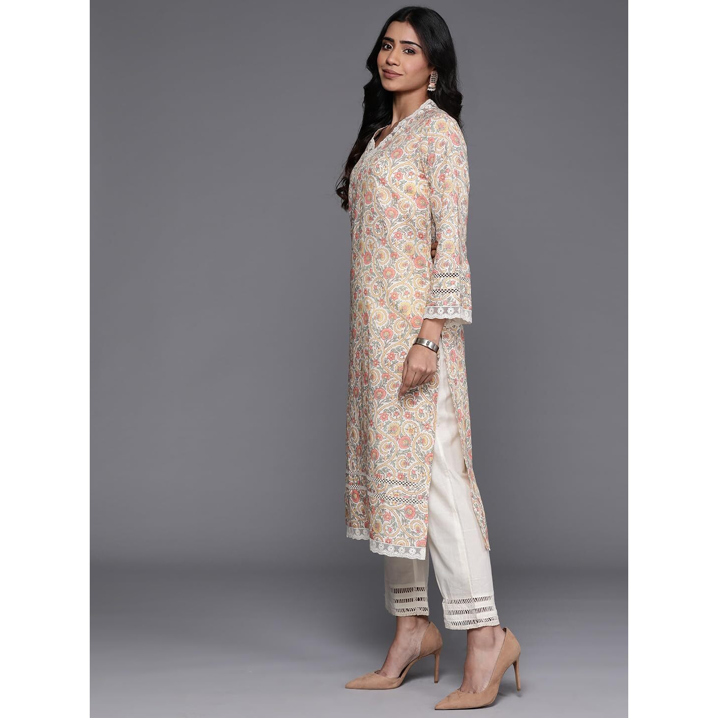 Varanga Women Off-White Floral Printed Straight Kurta  V Neck, Lace Detail, Long Flared Sleeves for Stylish Design (Double Extra Large)