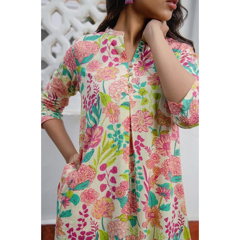 Janasya Women's Multicolour Cotton Floral A-Line Tunic(JAA24TU00111-S)