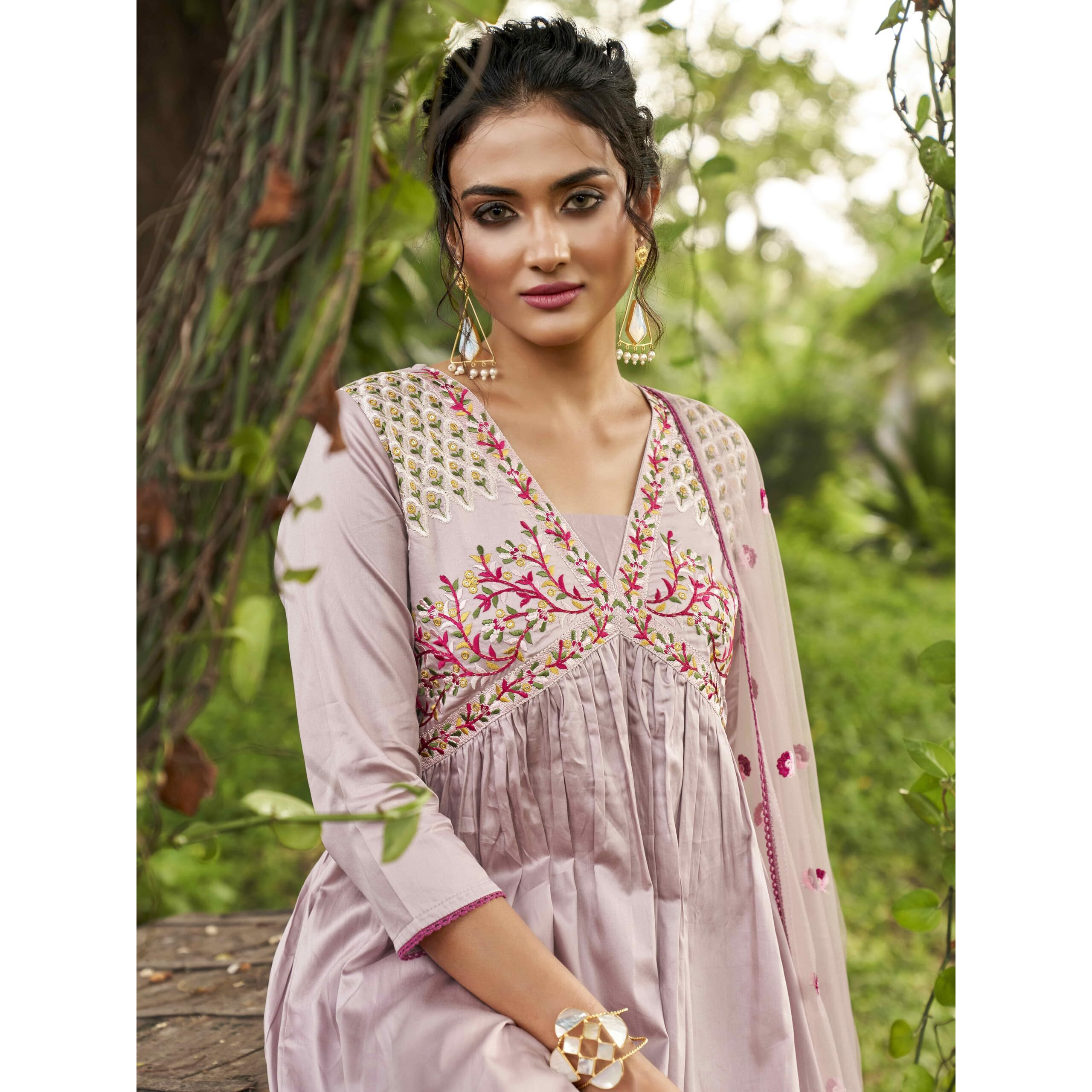 Womanista Cotton Blend Women's Floral Yoke Design Pleated Thread Work Mauve Kurta With Trousers & Dupatta(Kurtaset_1214_Xxl), Kurta Trouser With Dupatta Set