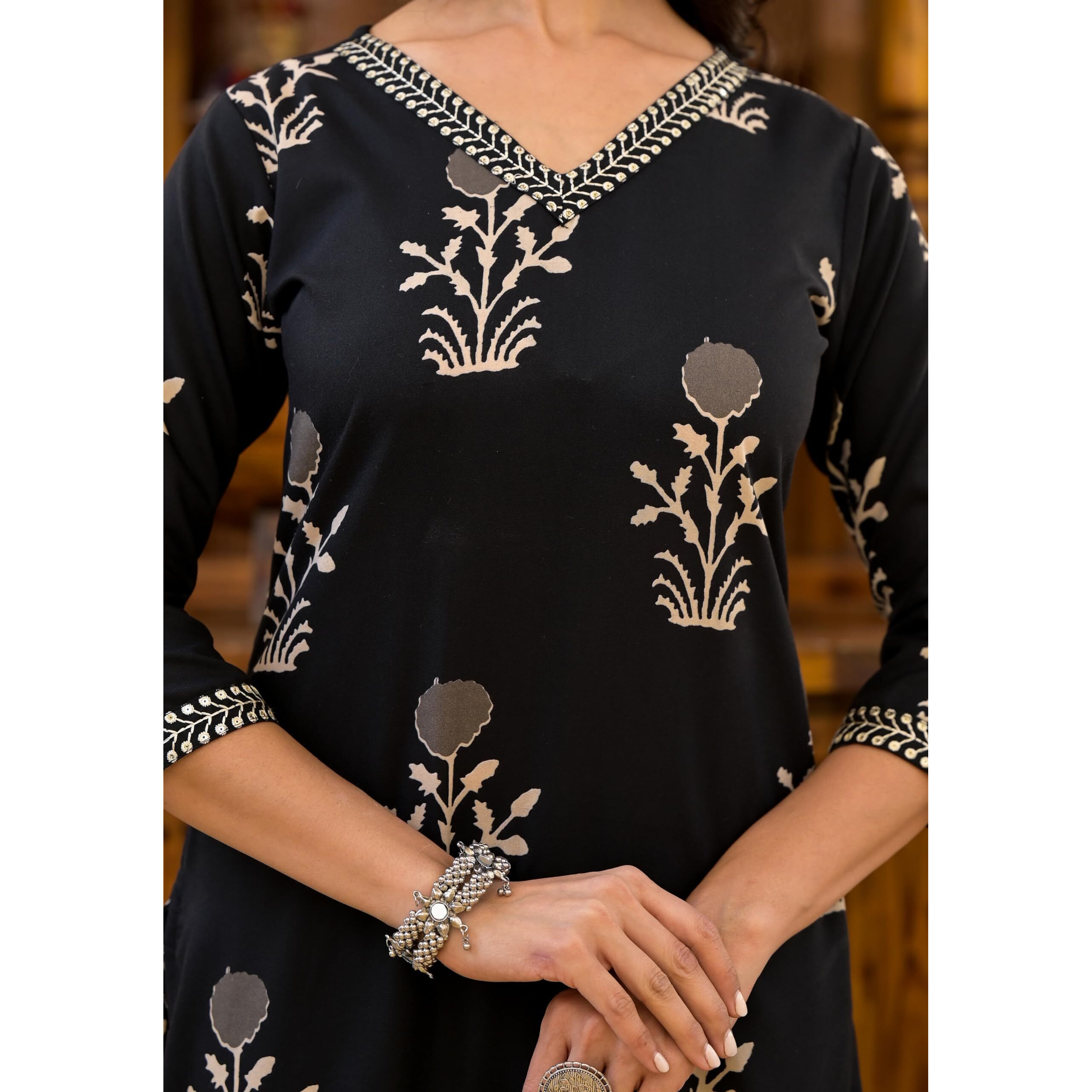 KLOSIA Women Black Printed Kurta and pant set with Dupatta | Ethnic Set | Kurta Set | Suits | Embroidery | (Small)