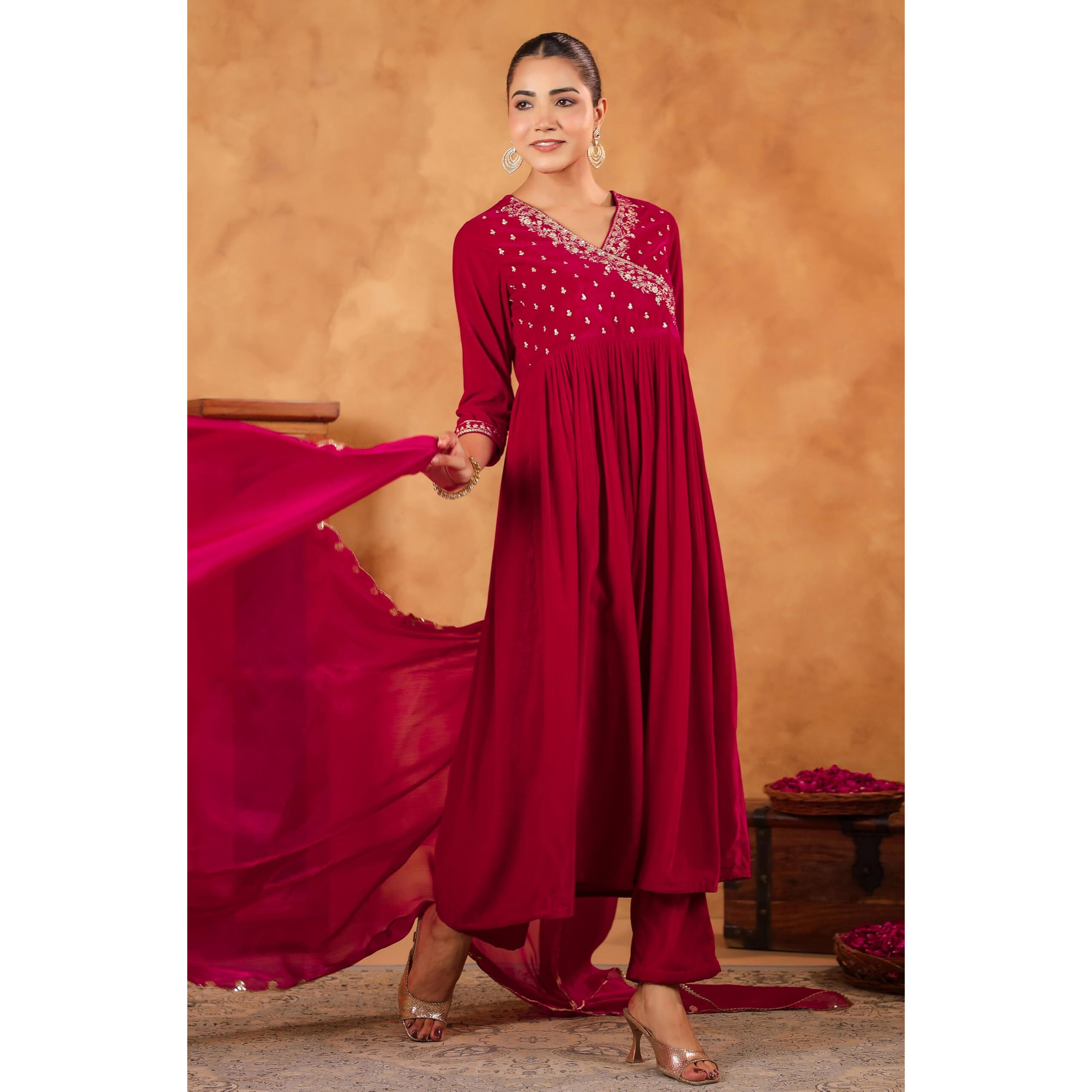 Janasya Women's Pink Velvet Zari Embroidered Anarkali Kurta Set (JAB24ST00731-XS)