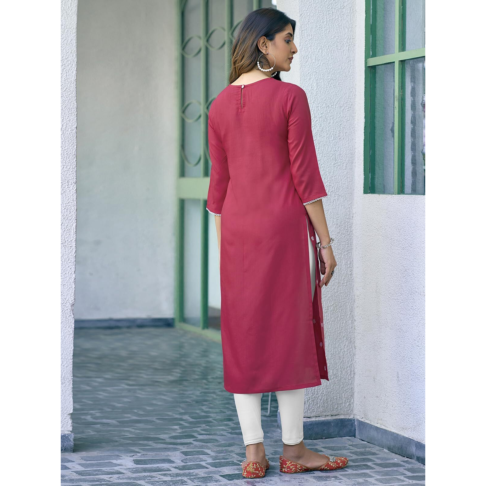 Sanisa Women's Cotton Blend Chikankari Embroidery Straight Kurti (475K10032N-XXL_Dark Pink)