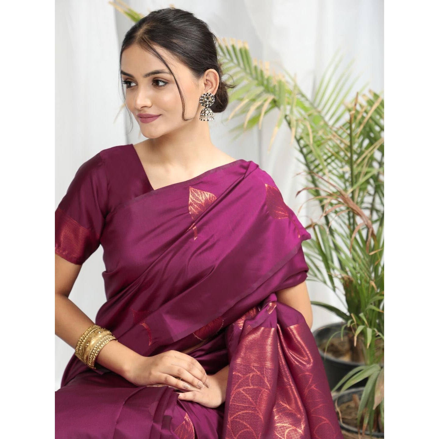 StyleScope Women's Banarasi Silk Jacquard Kanjivaram Saree With Litchi Silk Unstitched Blouse Piece (Silk Pan Wine_Wine_Free Size)