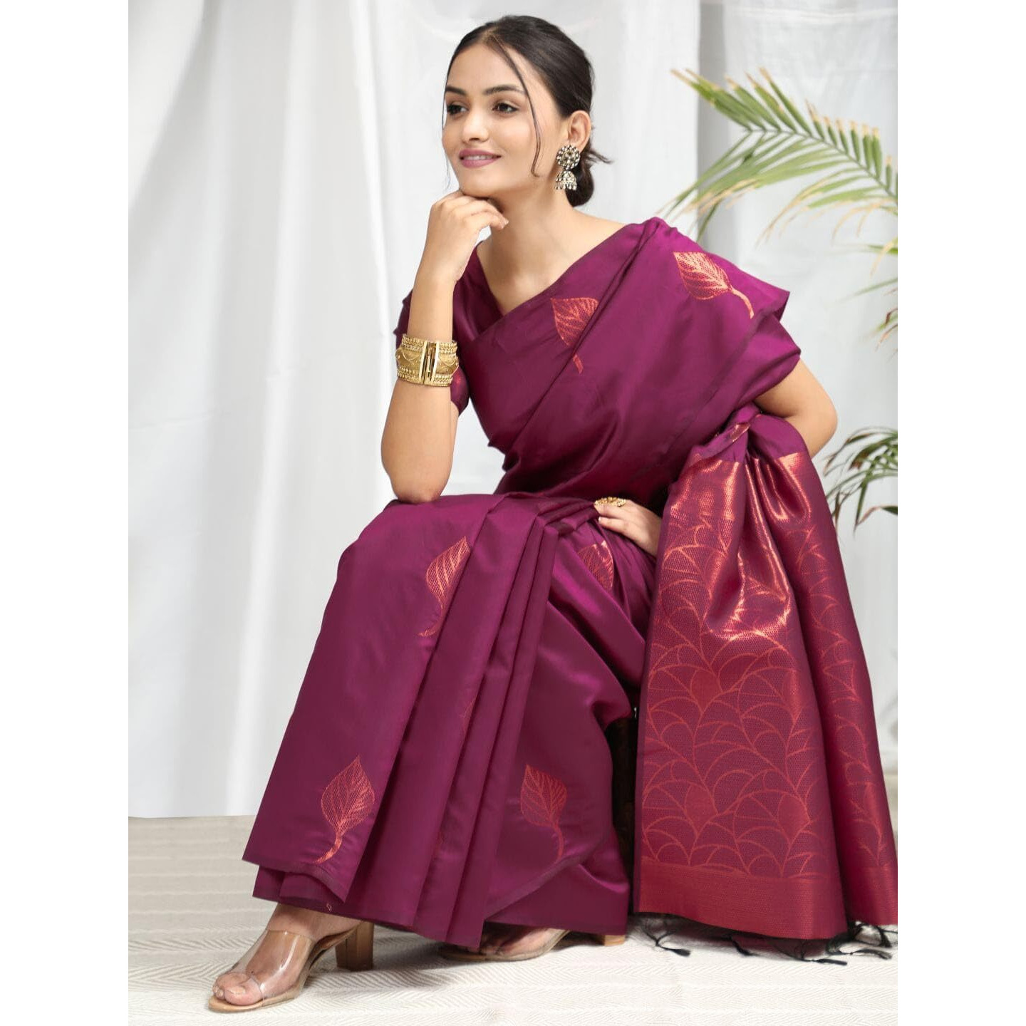StyleScope Women's Banarasi Silk Jacquard Kanjivaram Saree With Litchi Silk Unstitched Blouse Piece (Silk Pan Wine_Wine_Free Size)