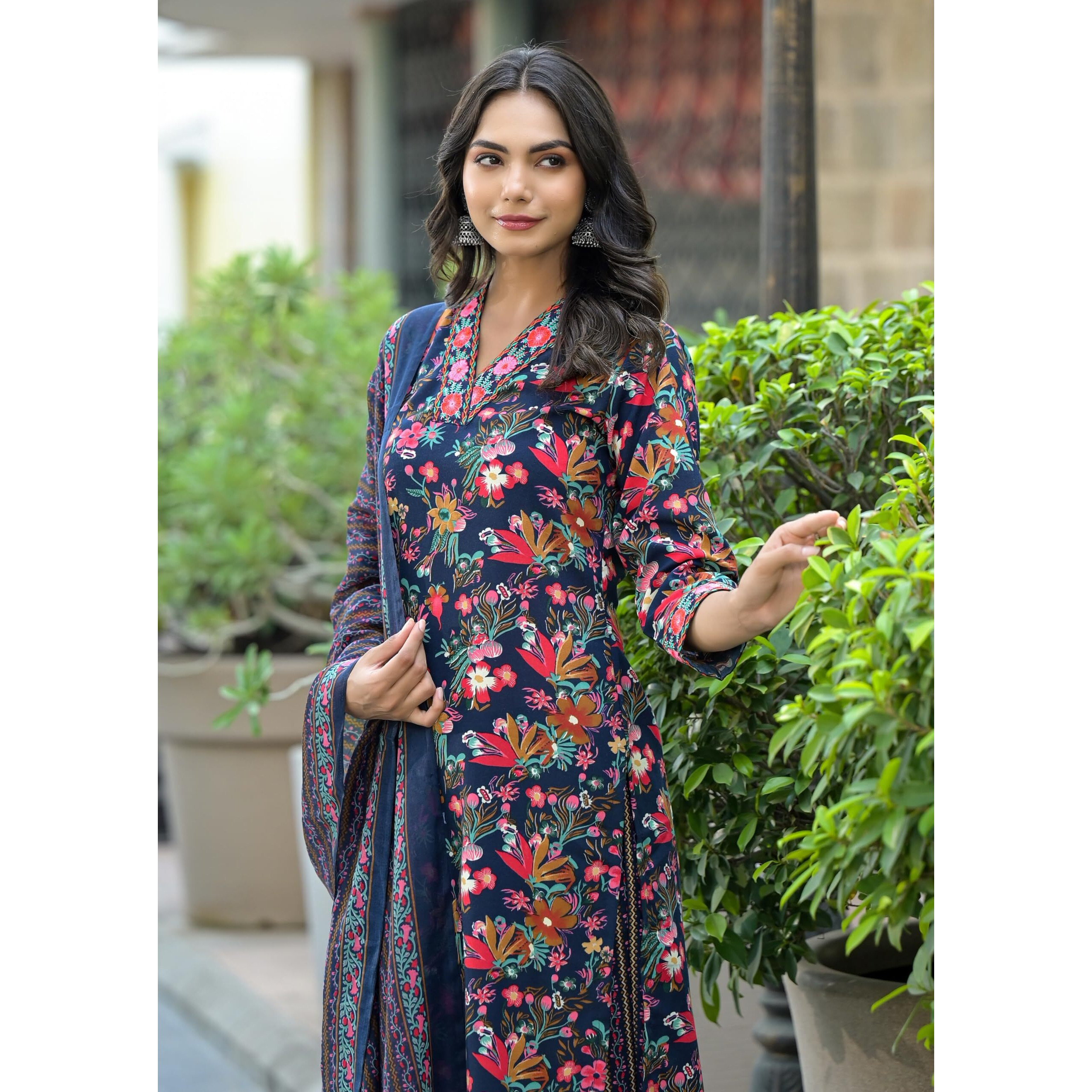 KLOSIA Women Printed Kurta Pant Set with Duppata (X-Large) Blue