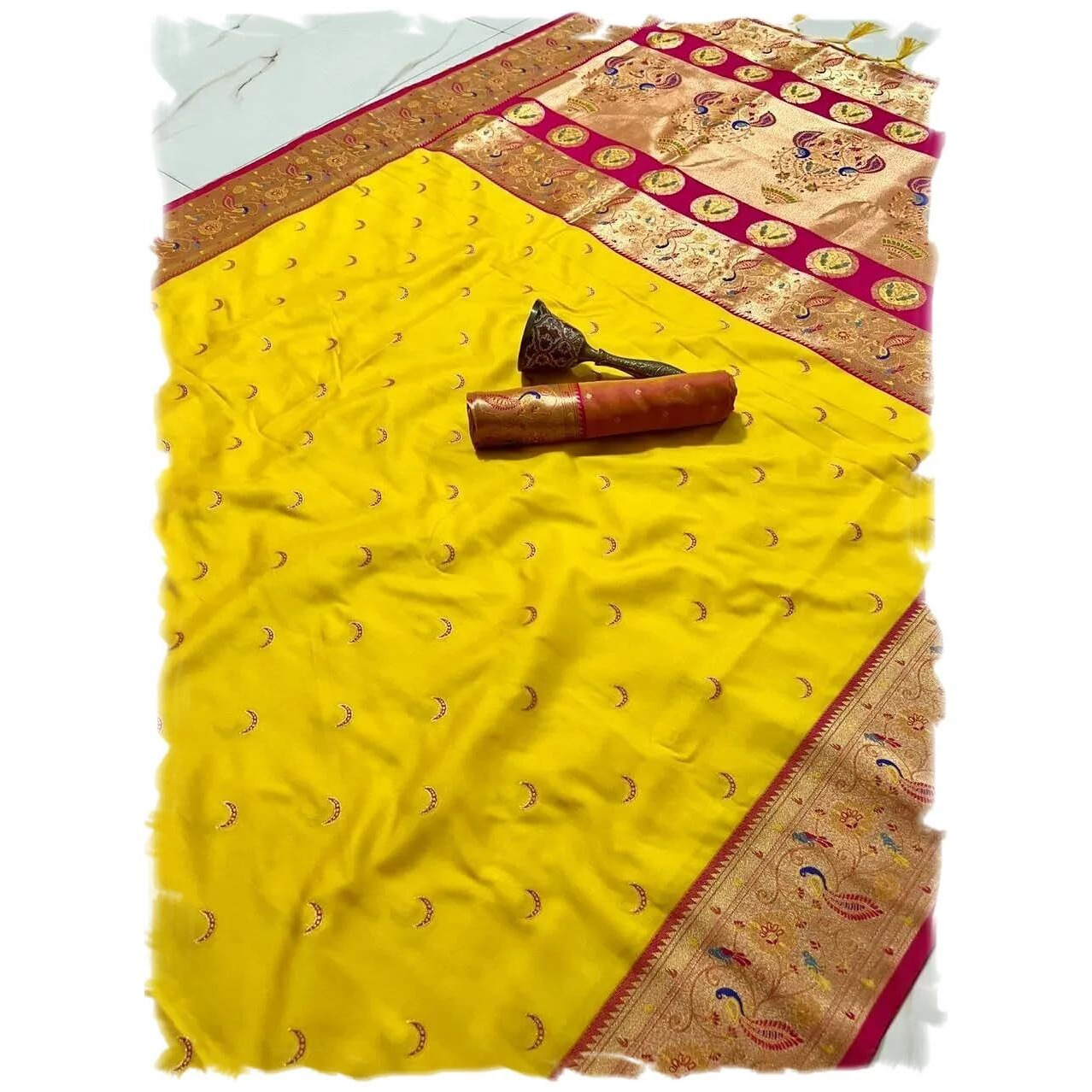 Panzora Woman's Pure Paithani Silk Saree With Unstitched Blouse Piece