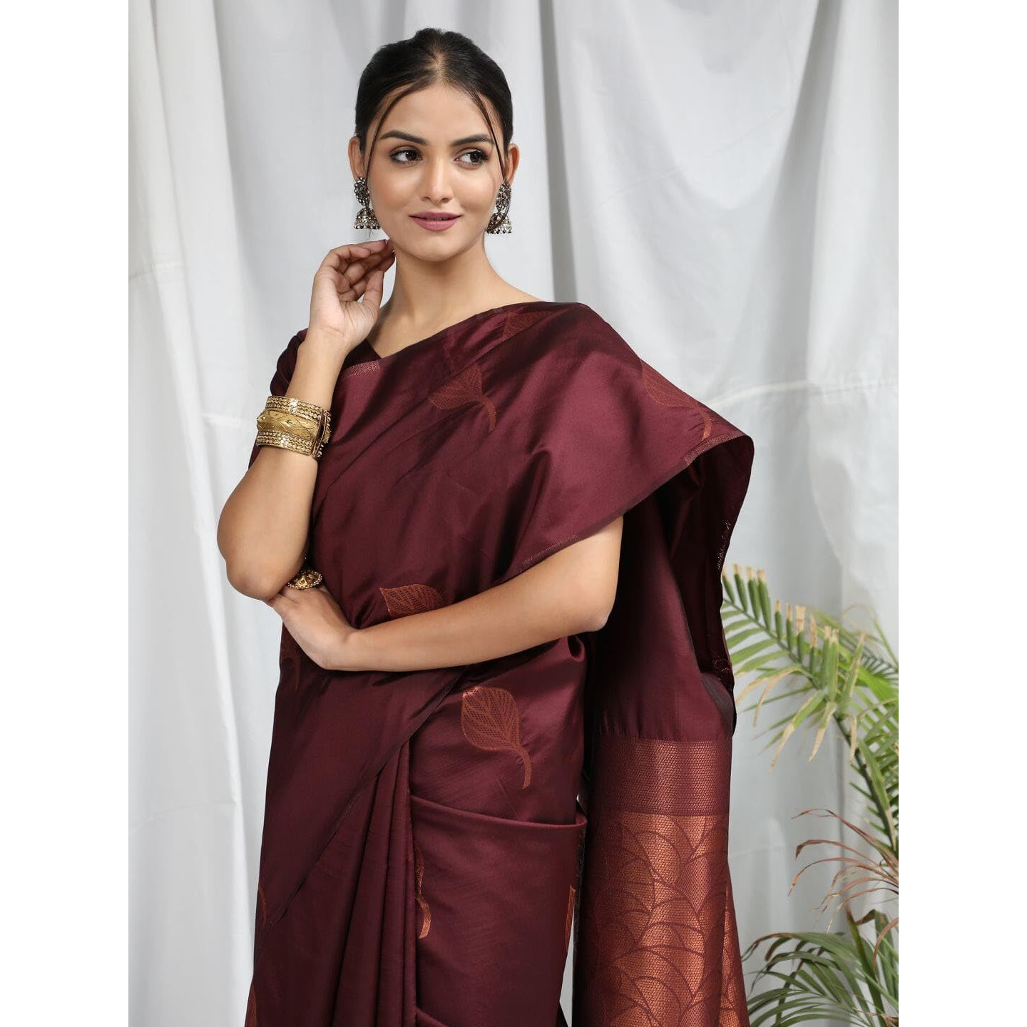 StyleScope Women's Banarasi Silk Jacquard Kanjivaram Saree With Litchi Silk Unstitched Blouse Piece (Silk Pan Maroon_Maroon_Free Size)