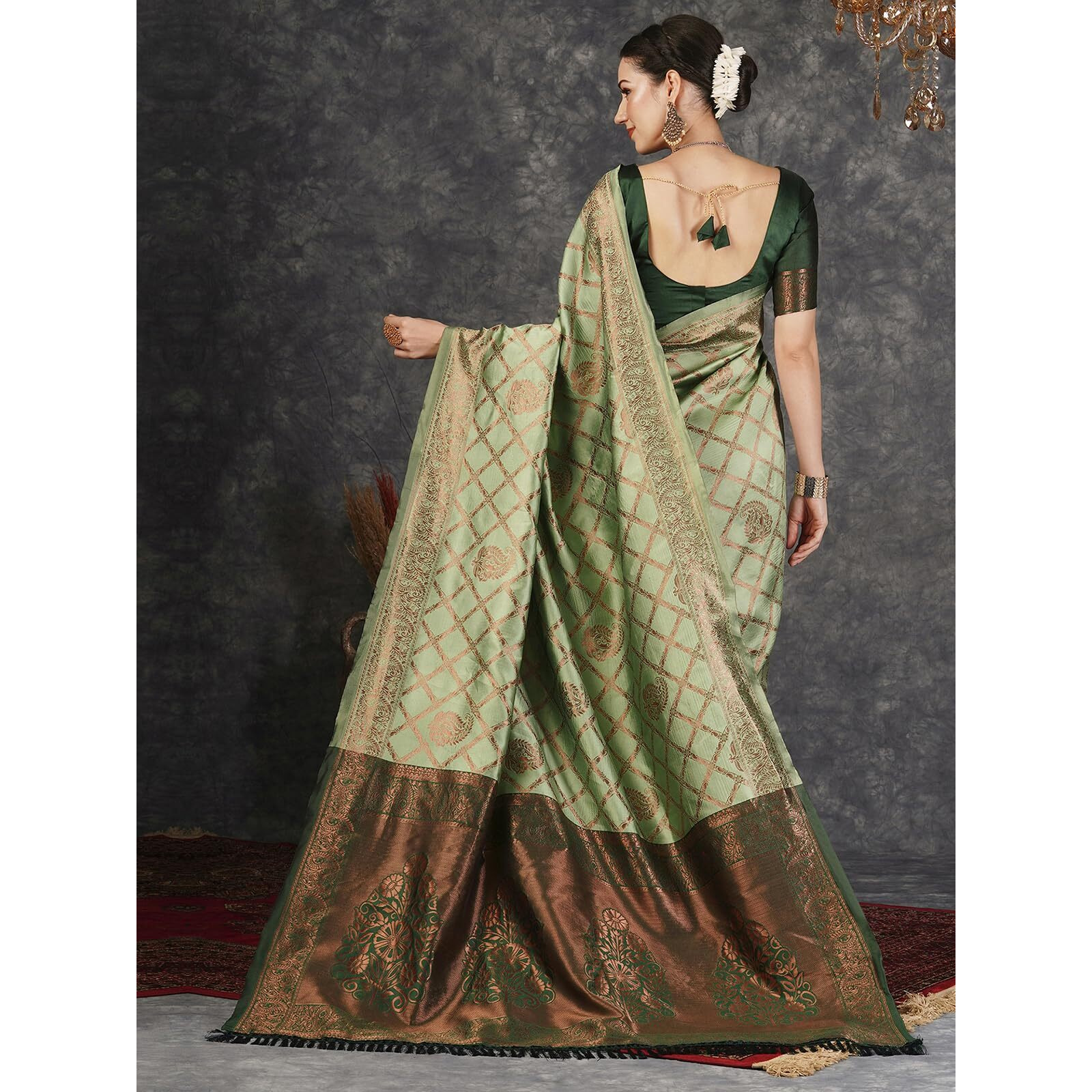 SAMAH Women's Jacquard Silk Saree (3759S135N_Pista Dark Green)