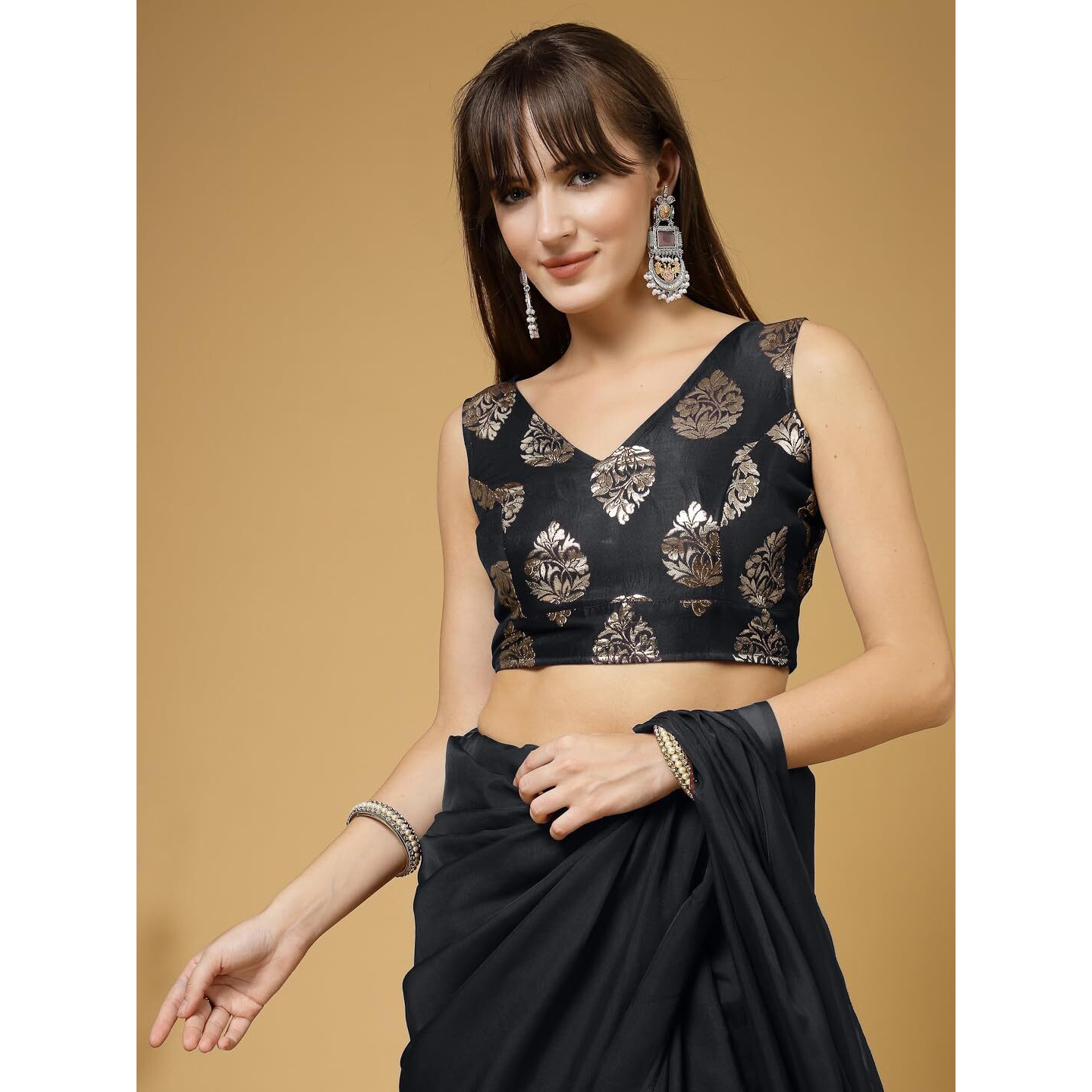 OOMPH Women's Indian Ethnic Wear Designer Big Paisley Pattern Zari Work V Neck Sleeveless Jet Black Color Brocade Readymade Blouse for Saree or Lehnga and Fusion Twist. XXL
