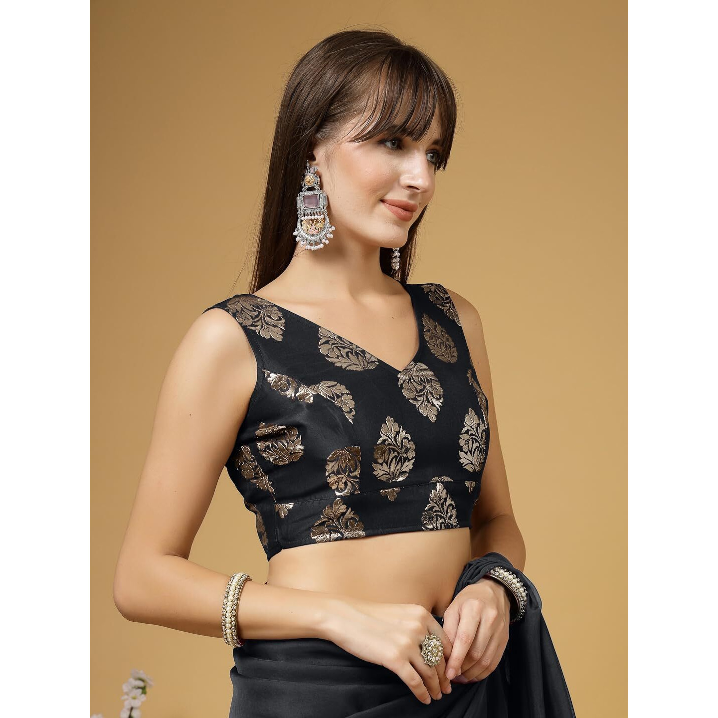 OOMPH Women's Indian Ethnic Wear Designer Big Paisley Pattern Zari Work V Neck Sleeveless Jet Black Color Brocade Readymade Blouse for Saree or Lehnga and Fusion Twist. XXL