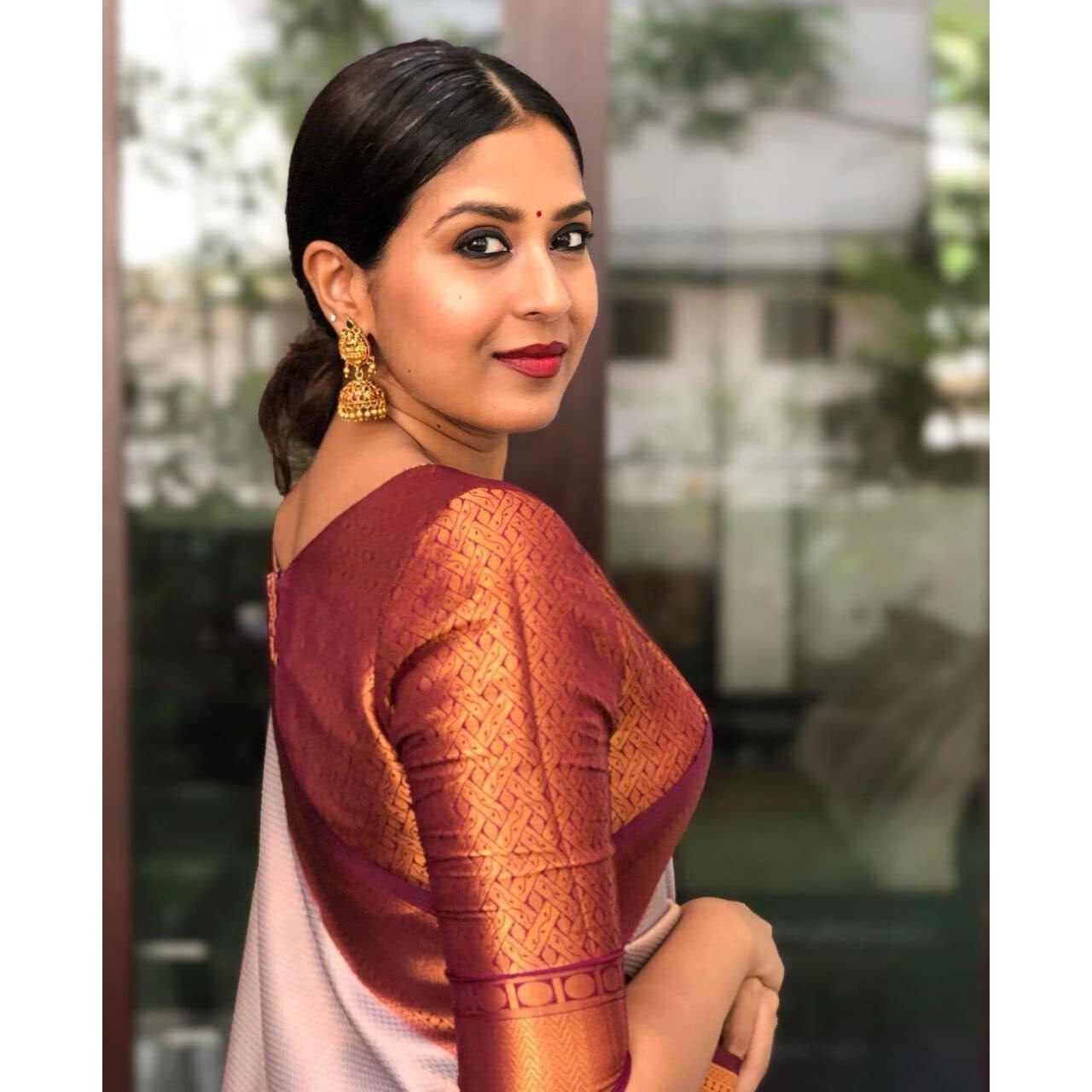 Anjaneya Banarasi Silk Sarees Women Kanjivaram Saree With Blouse (Silver)