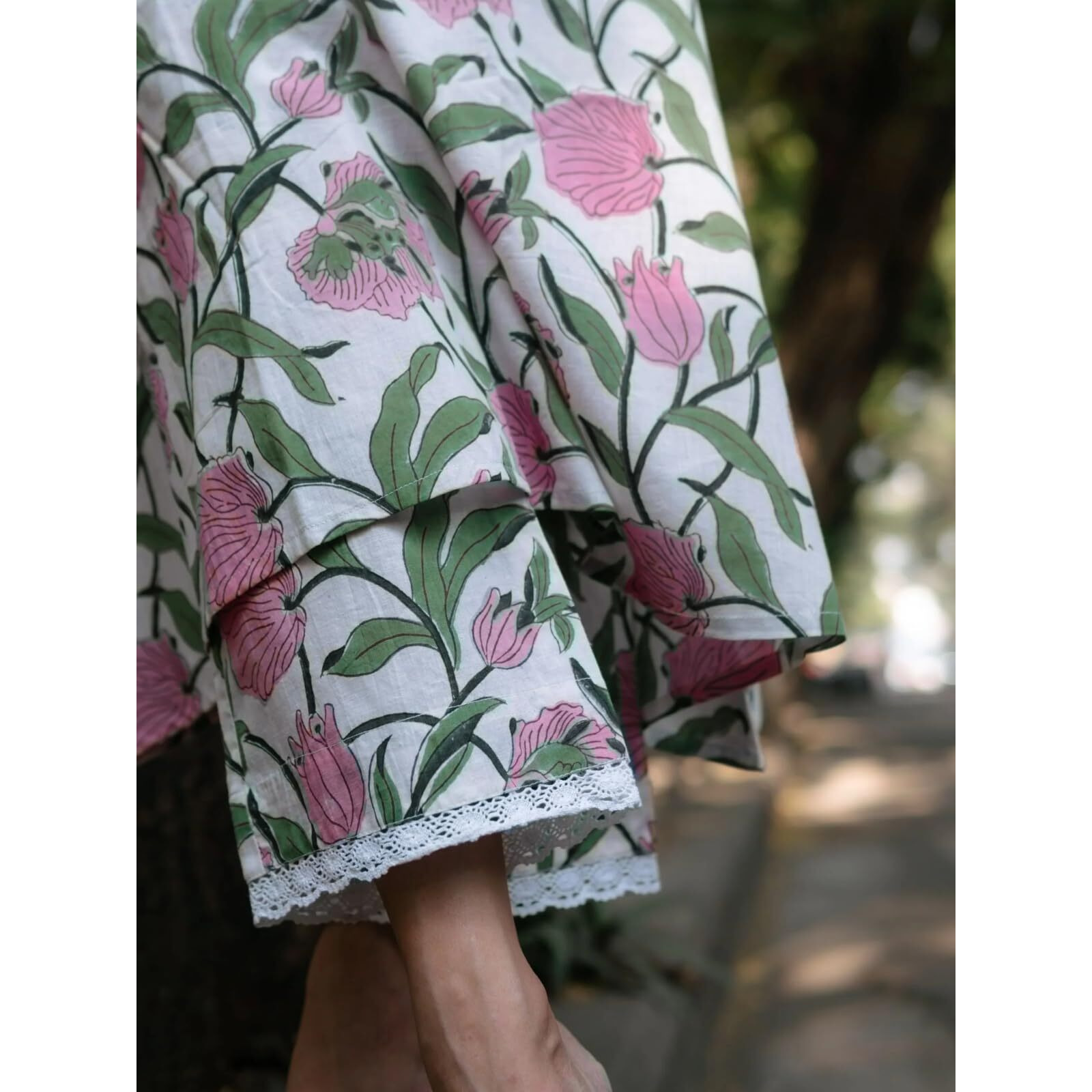 DHRUVI TRENDZ Women's Cotton Floral Regular Fit Kurta Set (DT-K2723&P145_White_2XL)