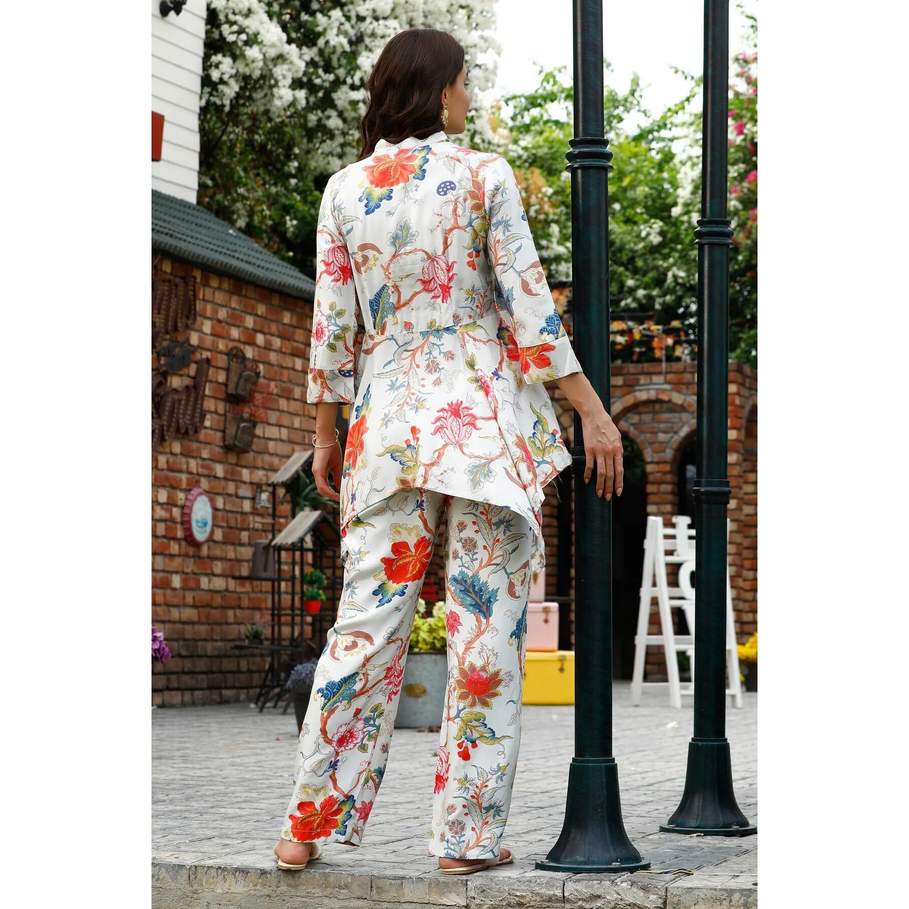 Leriya Fashion Women Ethnic Kurta Set | Rayon Co-Ord Set | Fancy Pajama Set | Pack of 2 | Floral Printed Top & Pant Set | Full Pair Set | A-line Kurta Set for Women (Large, White)