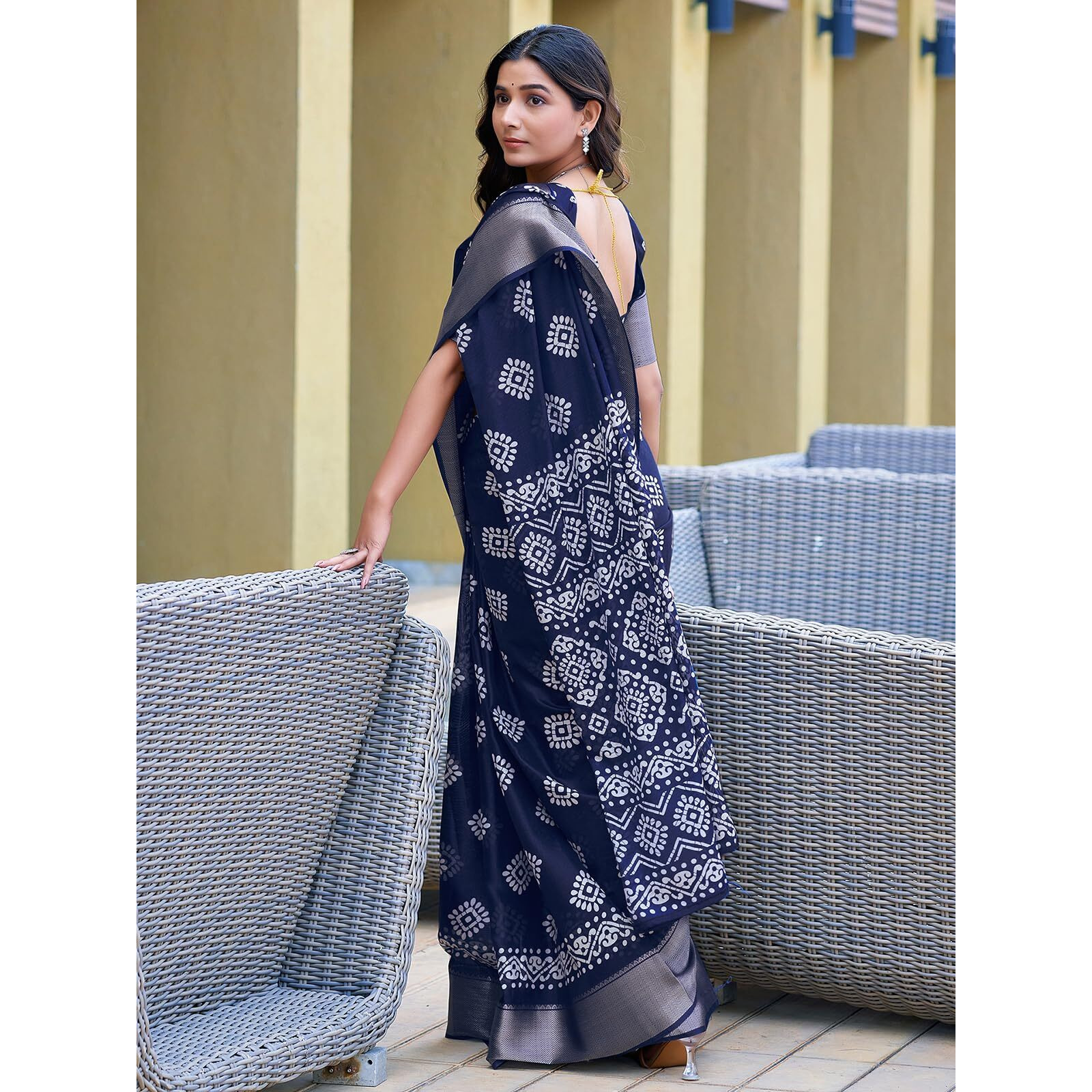 Satrani Women's Cotton Blend Printed Weaving Border Saree with Unstitched Blouse Piece (4029S171N_Navy Blue)