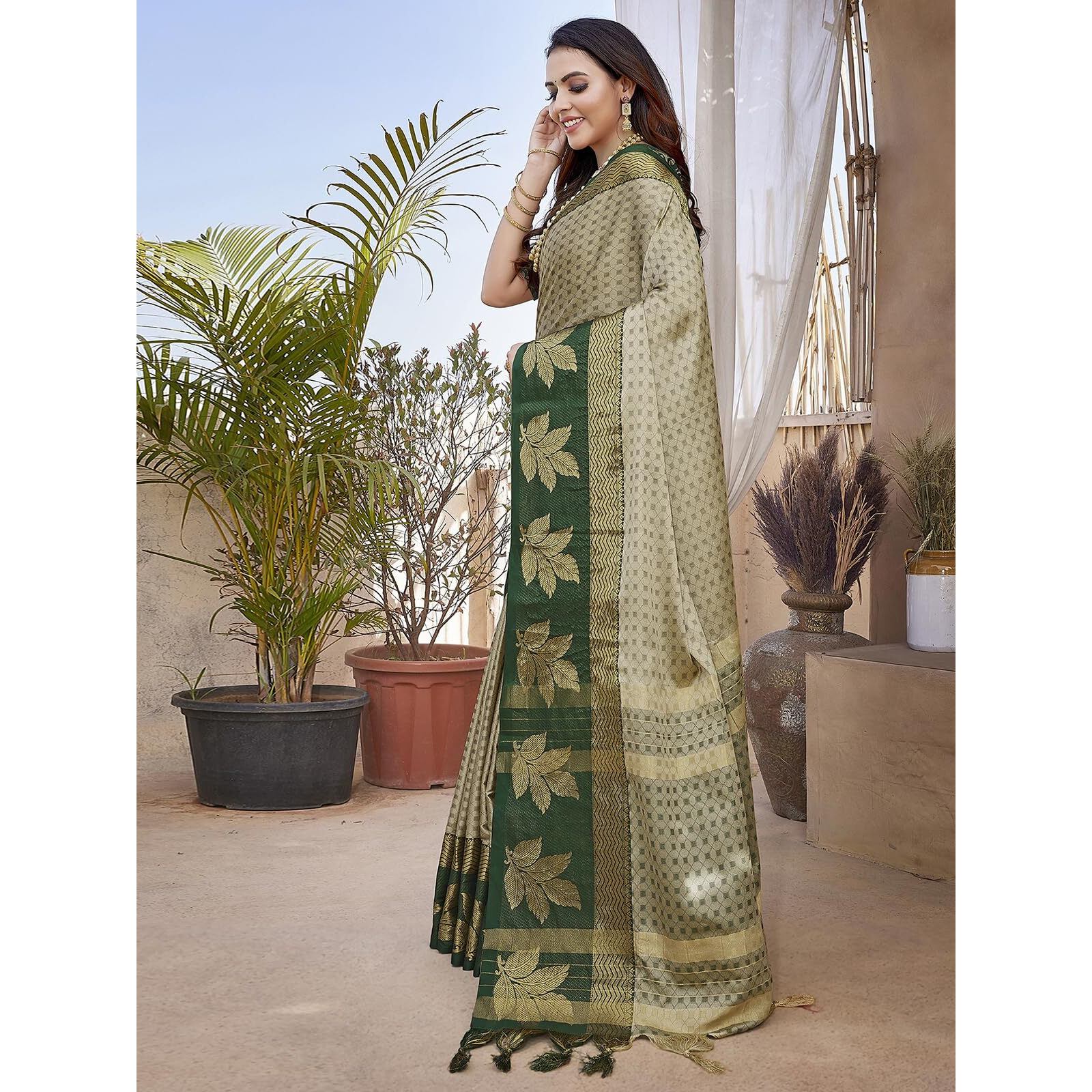 Satrani Women's Cotton Silk Jacquard Saree with Unstitched Blouse Piece (3658S6037N_Beige4)