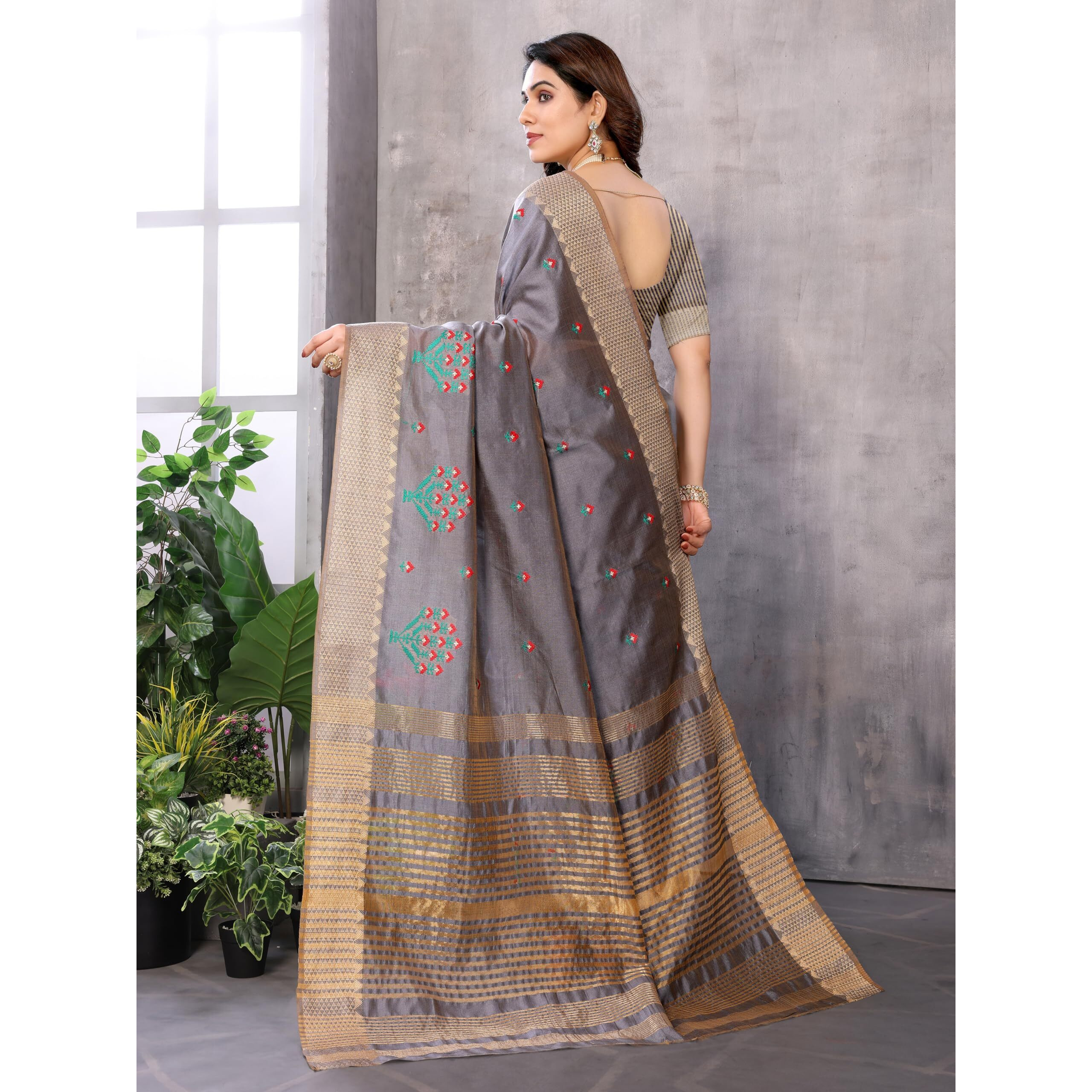 StyleScope Women's Assam Cotton Silk Golden Boarder Thread Embroidered Saree With Unstitched Blouse Piece (Ulajh Grey_Grey_Free Size)