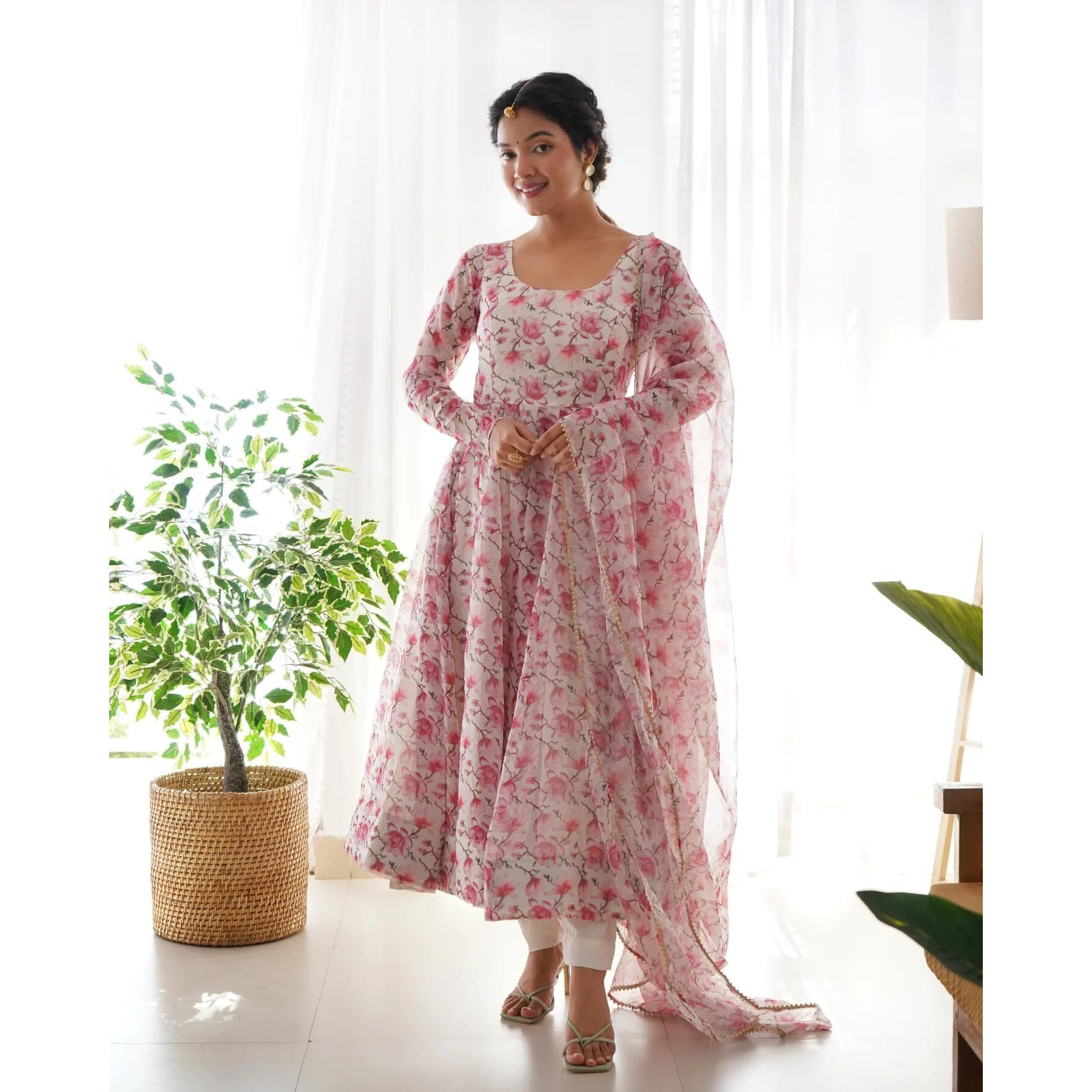 Fashion Basket Women's Georgette Anarkali Kurta Set with Duptta for Women (in, Alpha, XL, Regular, White-3)